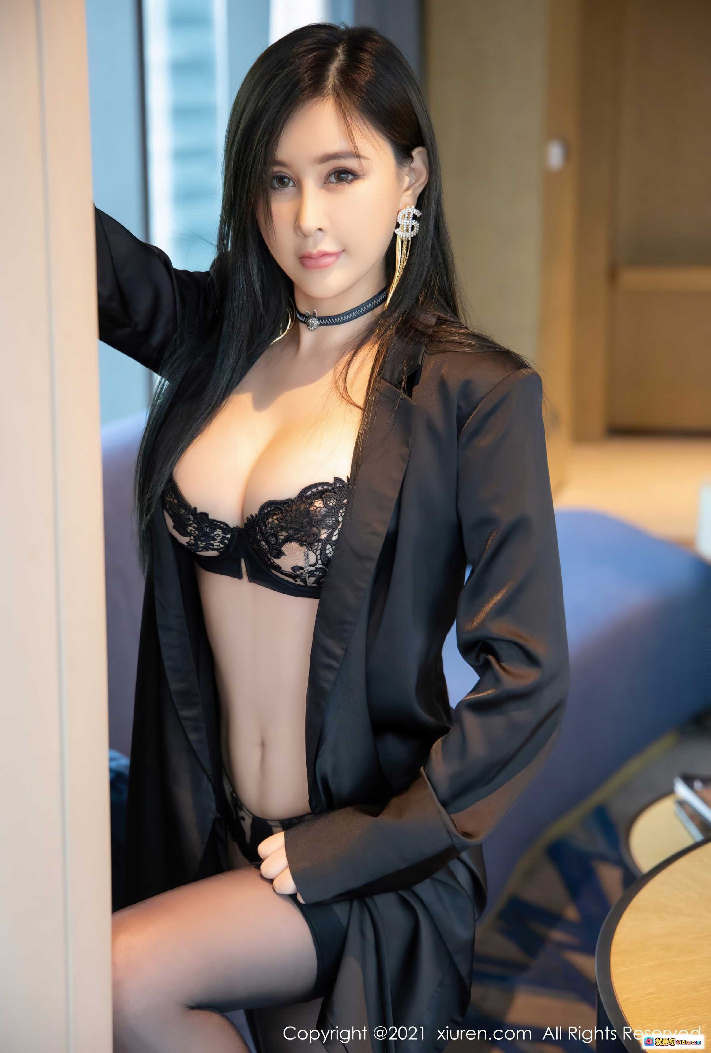 图片[10] - 闫璐璐黑丝美腿性感写真 – XiuRen秀人网2021.08.17 No.3806 高清室内私房照 - 就要吻