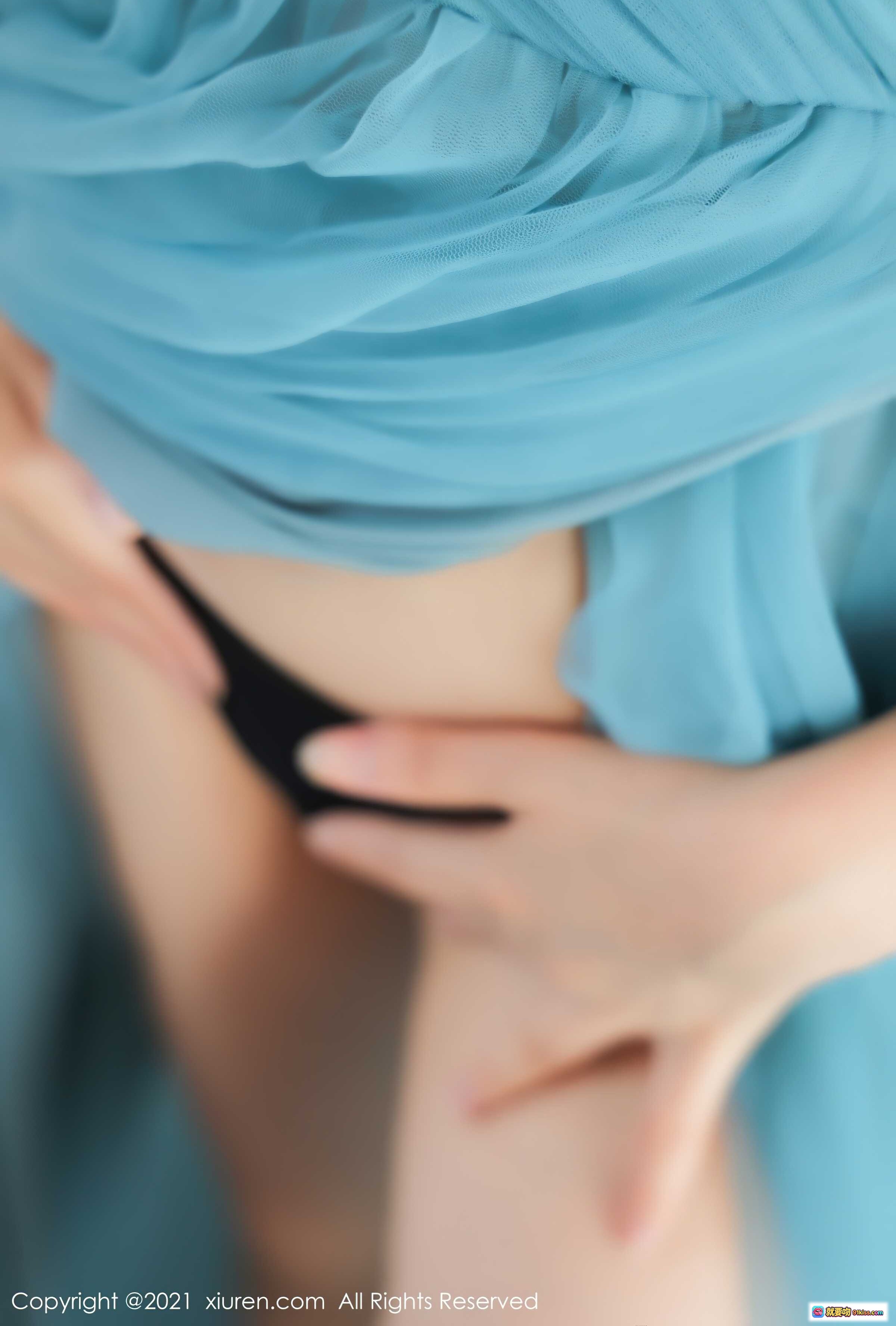 图片[10] - 月音瞳蓝裙写真 | XIUREN秀人网2021.10.14 No.4066 | 58P高清美图 | 摄影师尐KING作品 - 就要吻