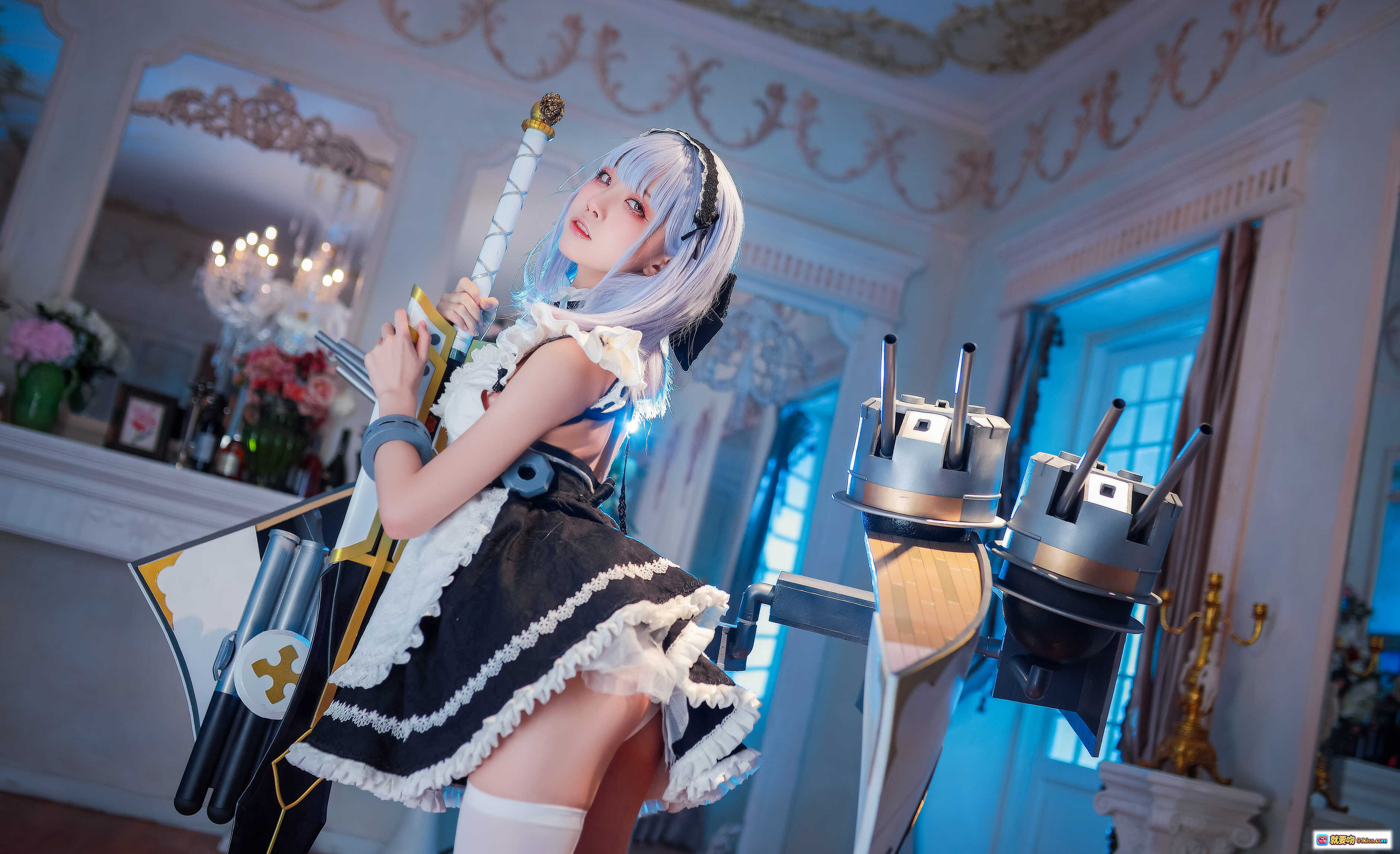 图片[3] - 水淼Aqua NO.093 黛朵 Cosplay 精美女仆装 蓝发少女 持剑姿势 华丽室内场景 17P高清图集 - 就要吻
