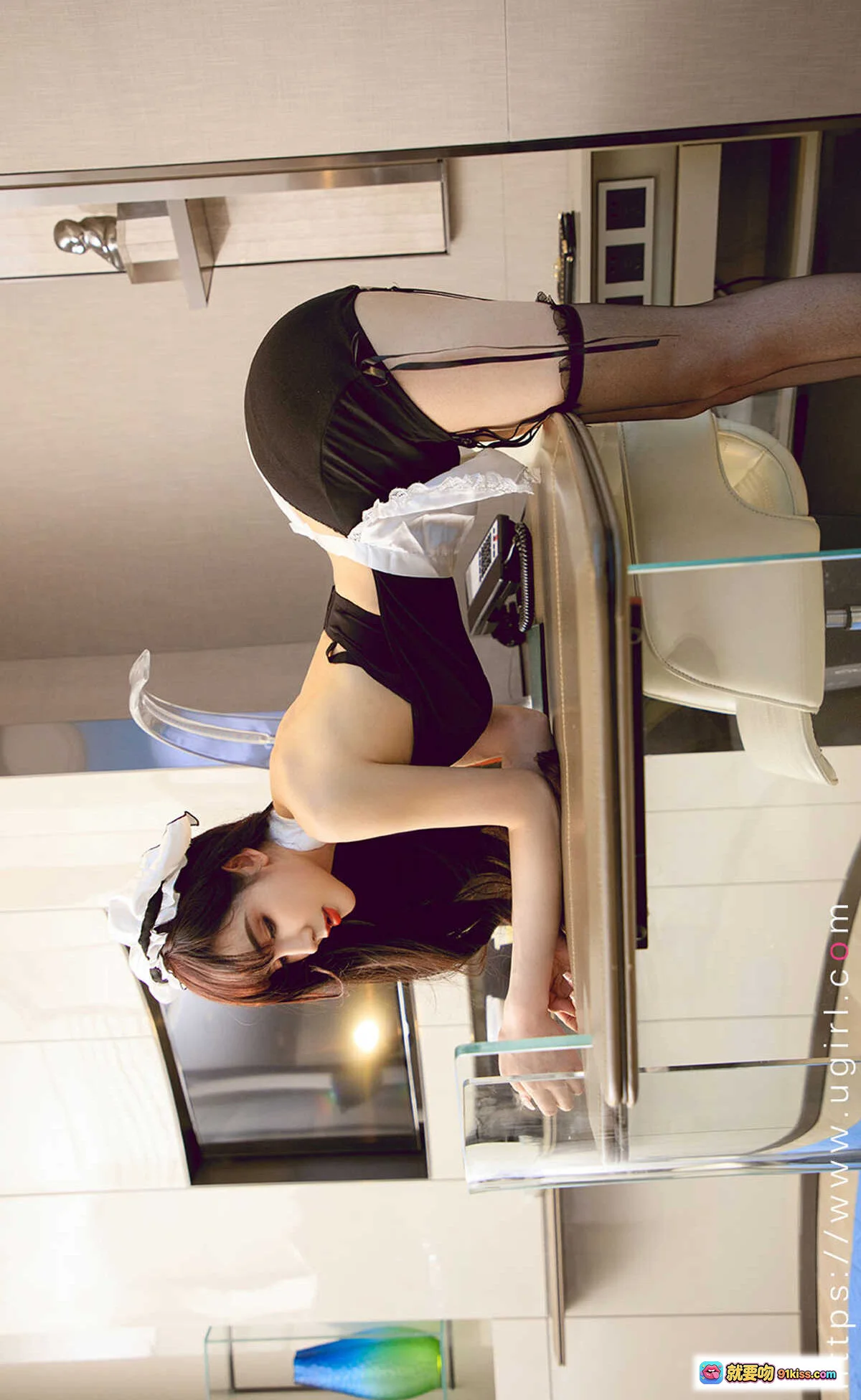阿依努尔瓦娅黑丝女仆装性感写真 | Ugirls尤果网爱尤物No.2210高清私房图集 - 就要吻
