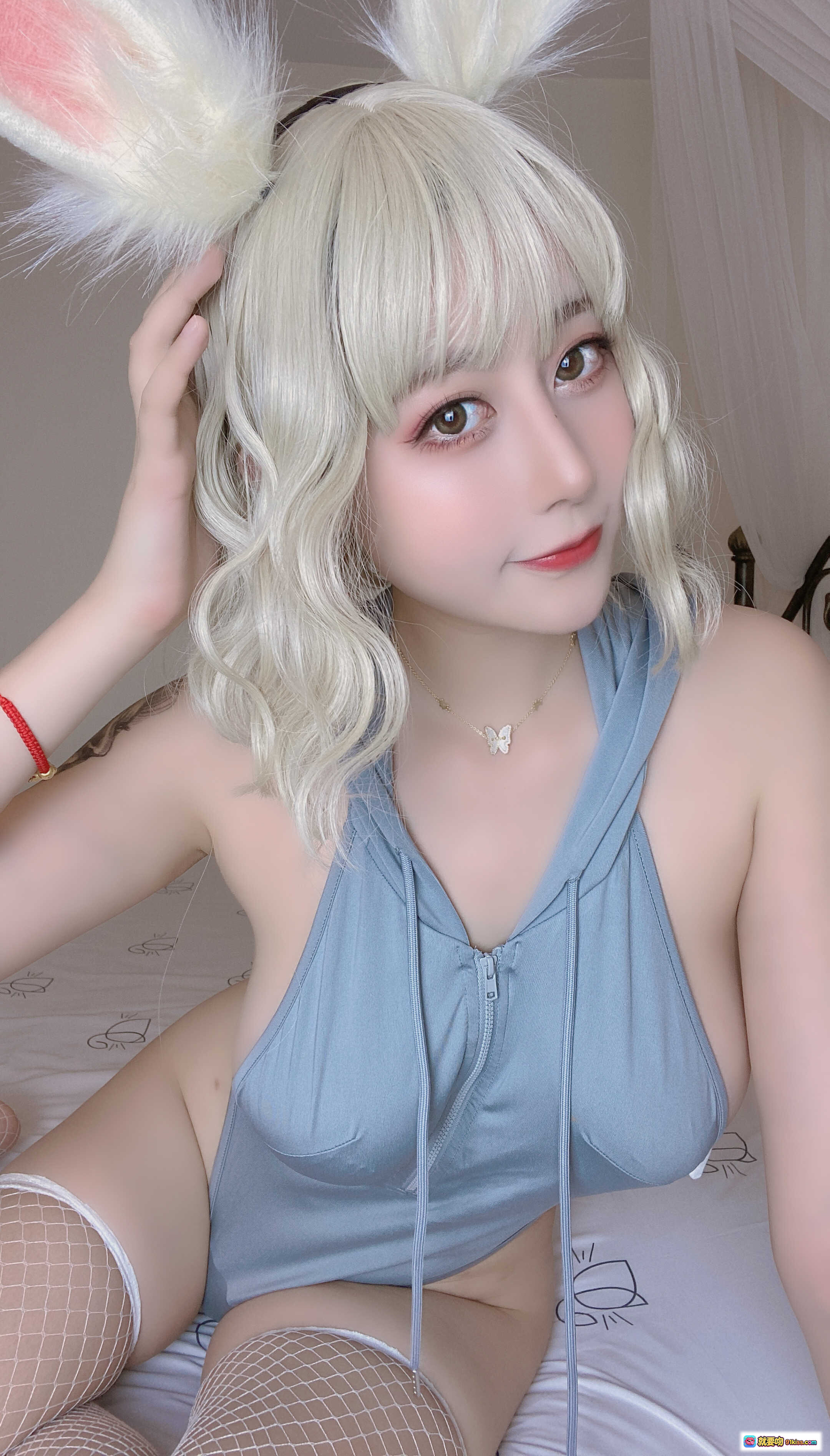 图片[10] - 奈汐酱nice NO.047 27号自拍本 rua贝特 兔耳假发 清纯性感 蓝色连体衣 网袜美腿 床上写真 46P高清图集 - 就要吻