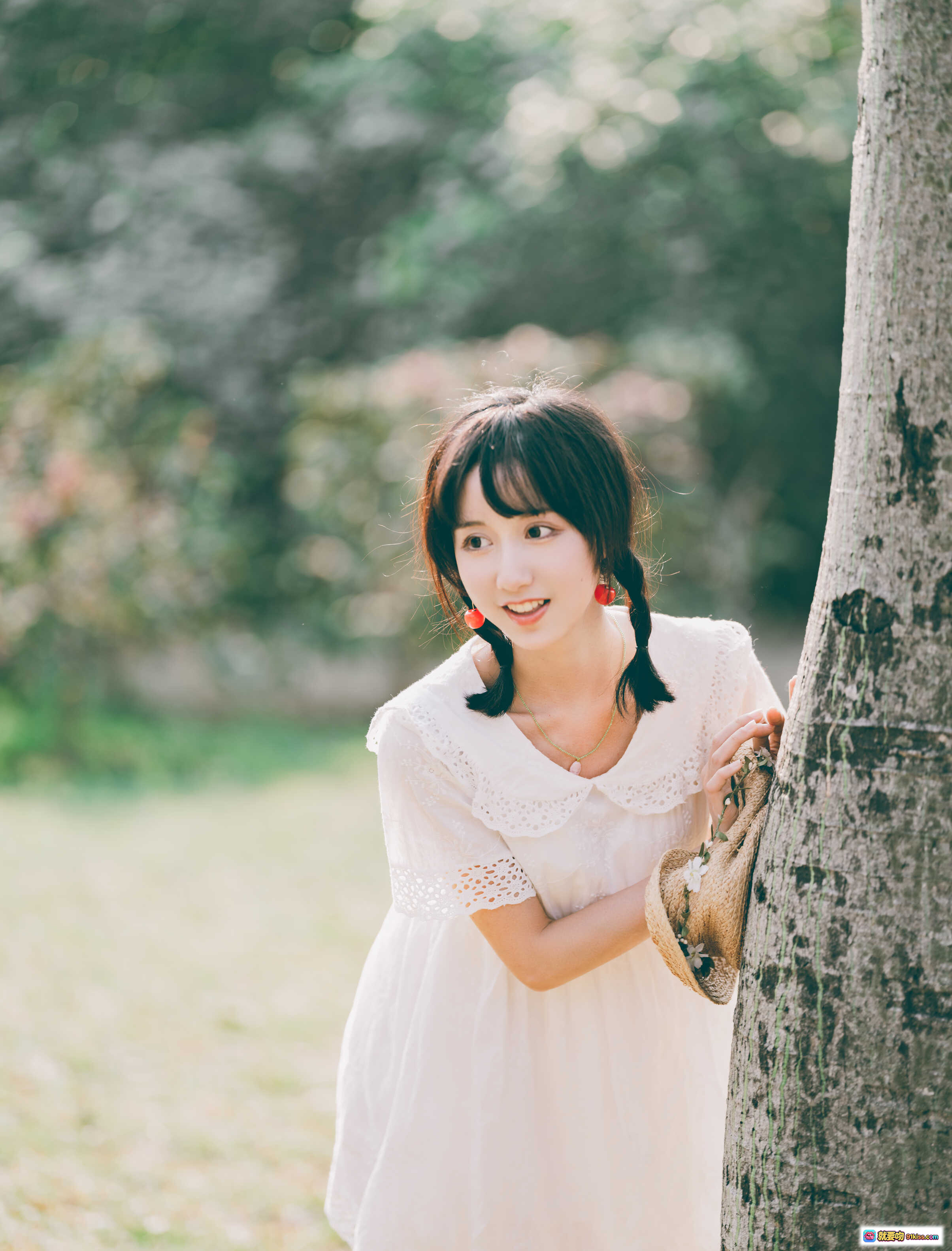 图片[6] - 木绵绵OwO NO.067 夏日彩虹写真 甜美少女树下休憩 白裙草帽森系风 29P高清图集 自然光柔美氛围 - 就要吻