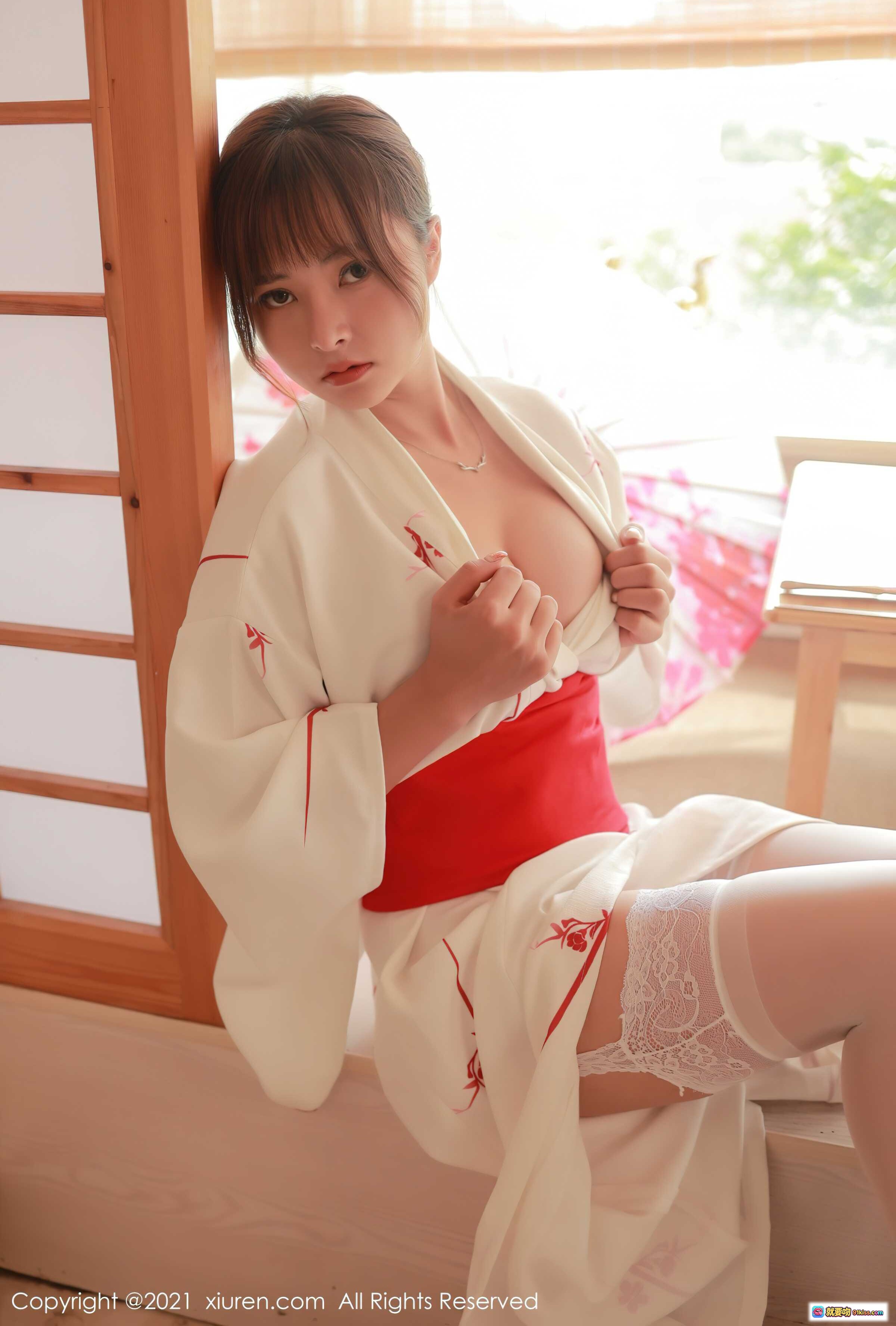 图片[9] - 奈沐子日式和风写真｜白色刺绣浴衣搭配红色内搭｜窗边榻榻米柔光拍摄｜秀人网2021精选图集 - 就要吻