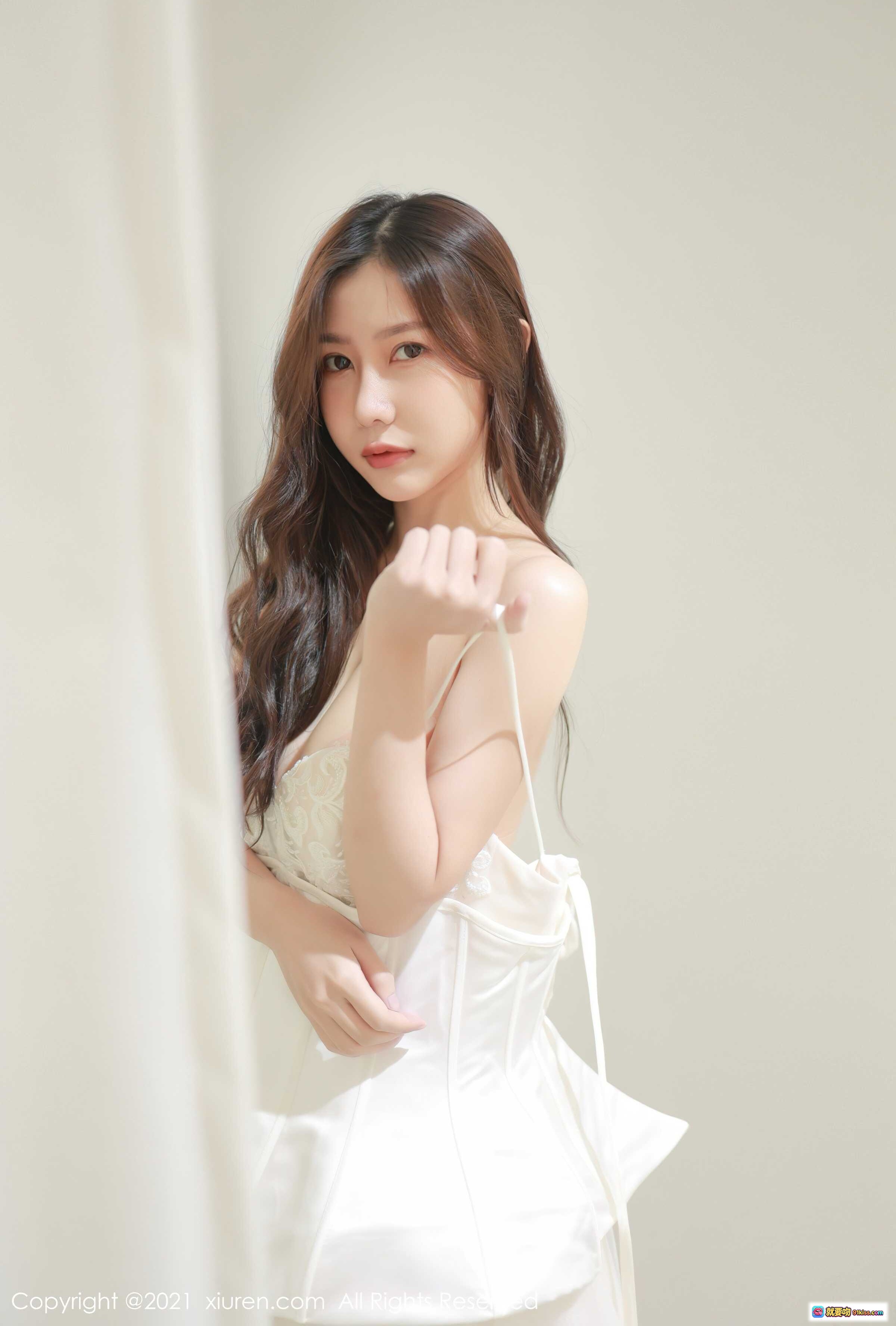 图片[6] - 尹甜甜白色婚纱写真 | 优雅长裙 | 镜前回眸 | 仙气飘逸 | 秀人网2021精选 - 就要吻