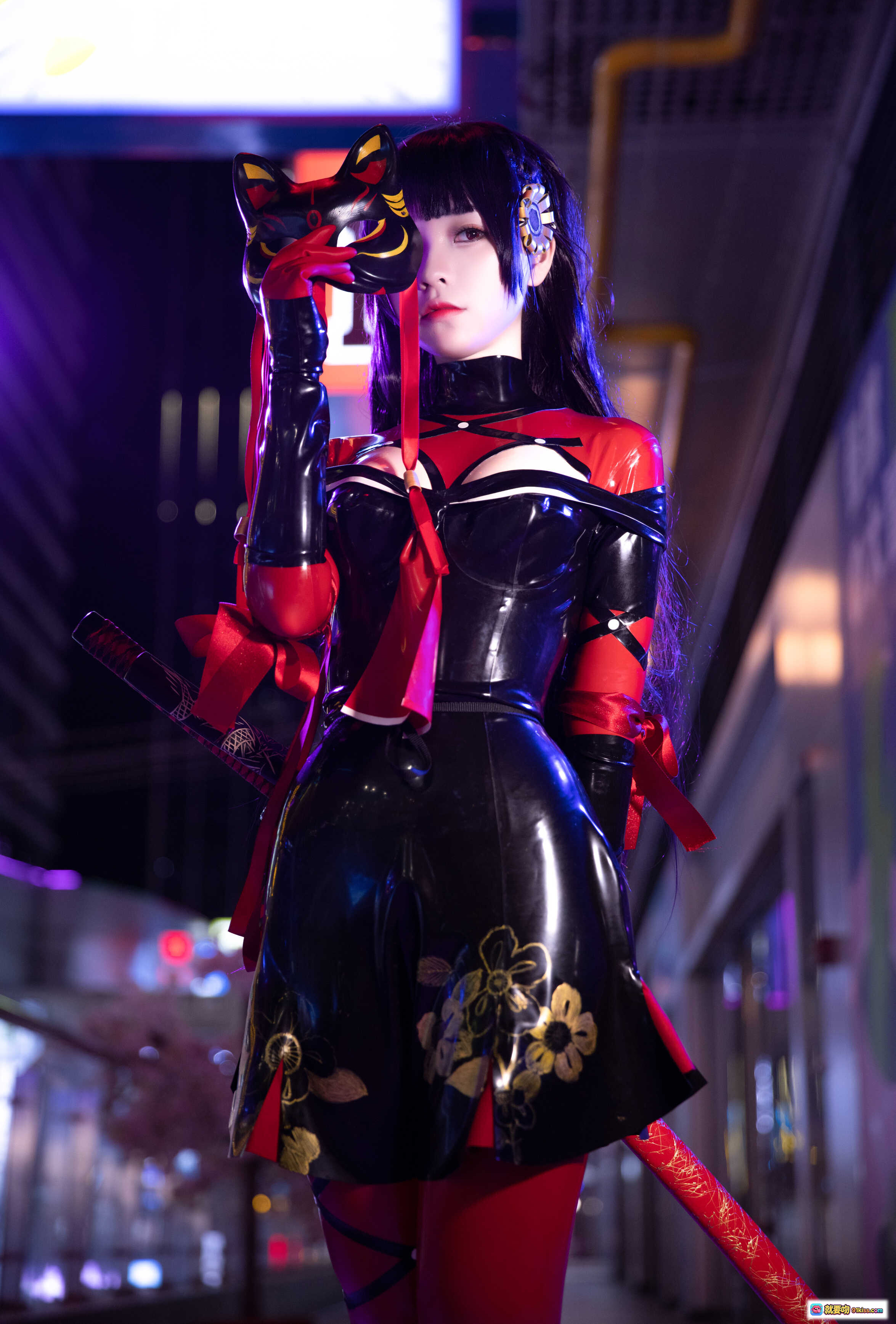 图片[2] - 菊千代Cosplay写真 | 紫发武士刀造型 | 黑红紧身战衣 | 夜景霓虹楼梯拍摄 | G44不会受伤NO.042高清20P - 就要吻