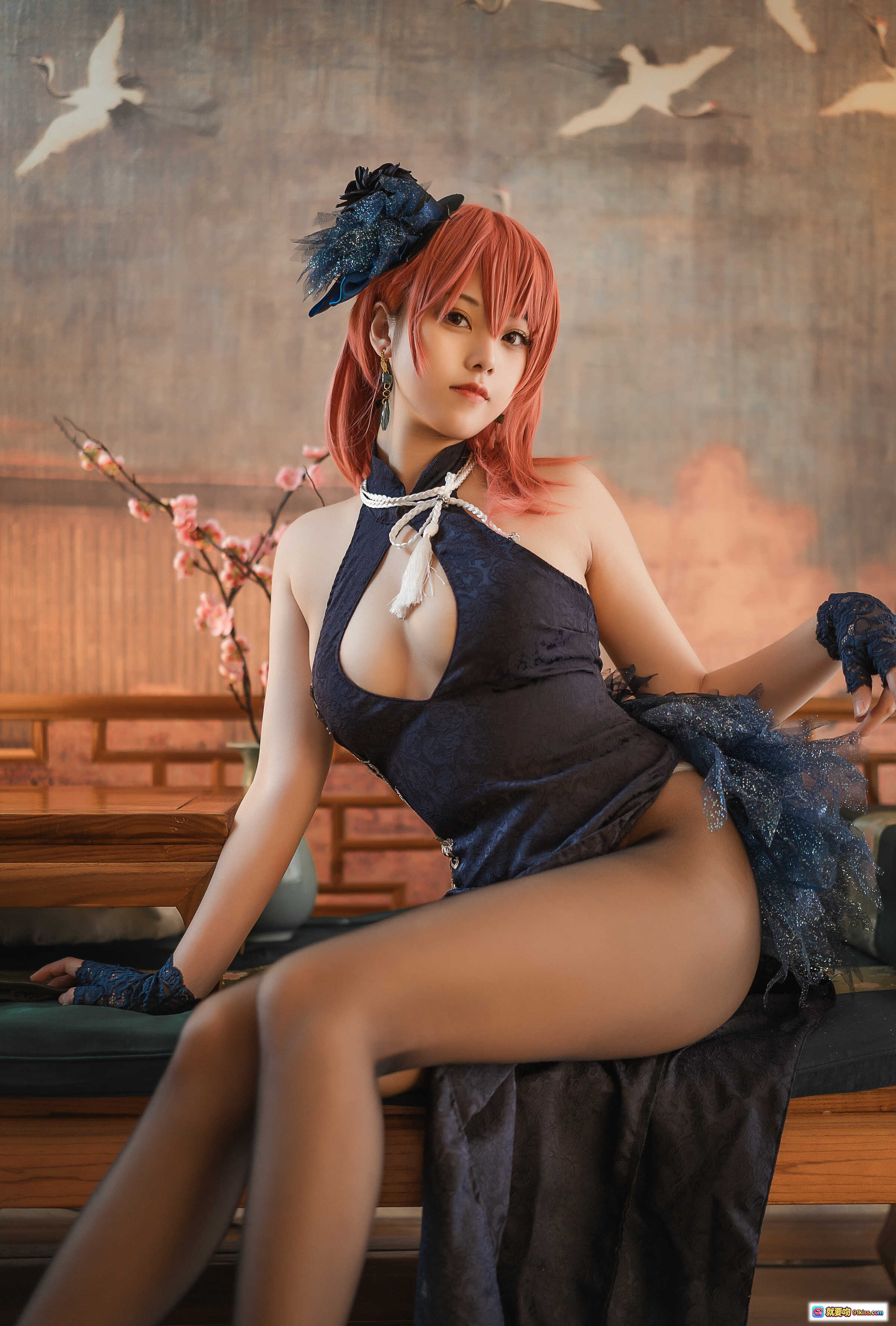 图片[5] - 蜜汁猫裘NO.072黑太子旗袍Cosplay写真｜红发少女蕾丝手套黑丝美腿日式和风场景40P高清图集 - 就要吻