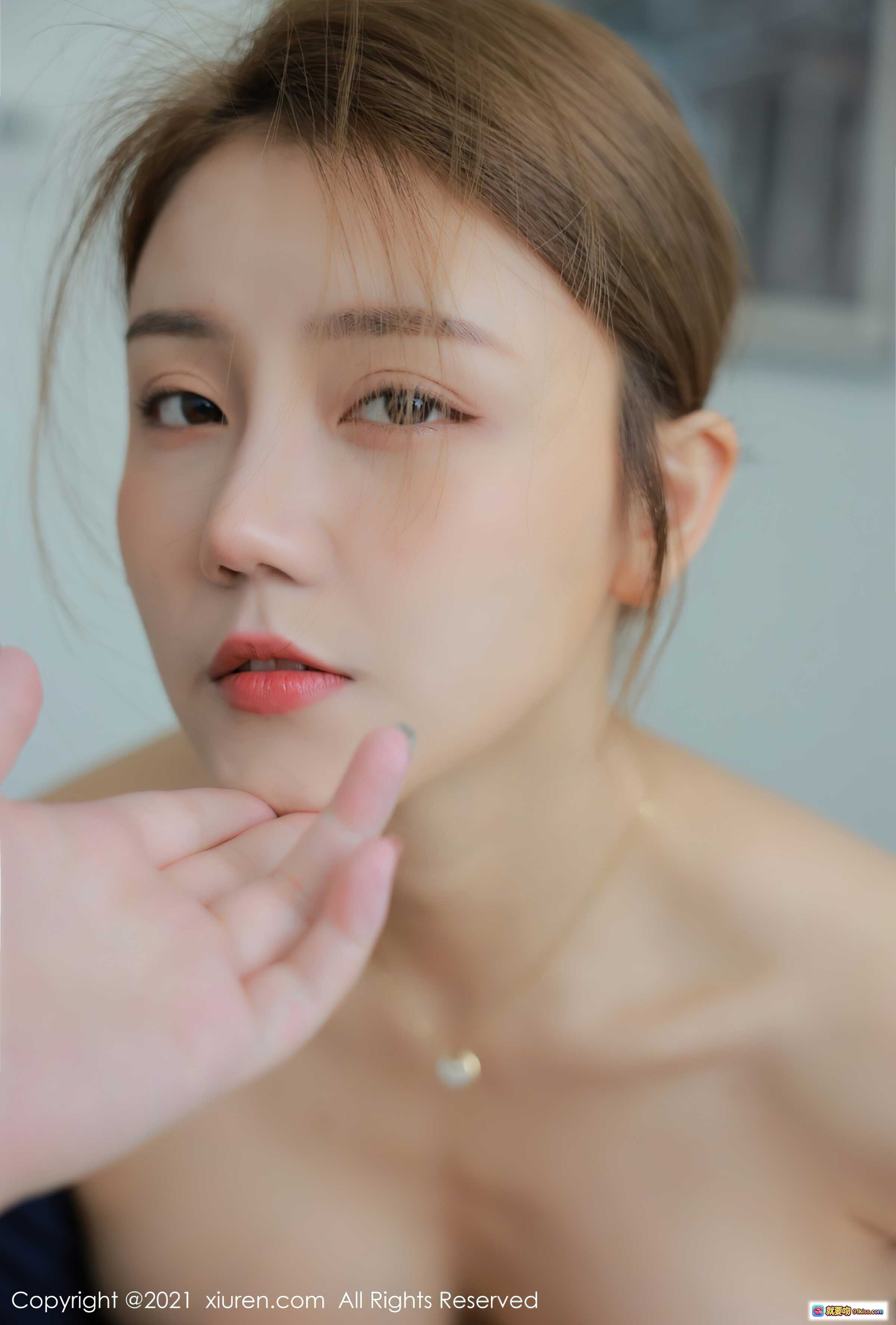 图片[3] - 夏西CiCi优雅盘发私房写真 | XiuRen秀人网No.3933高清美图 | 2021年9月13日发布 - 就要吻