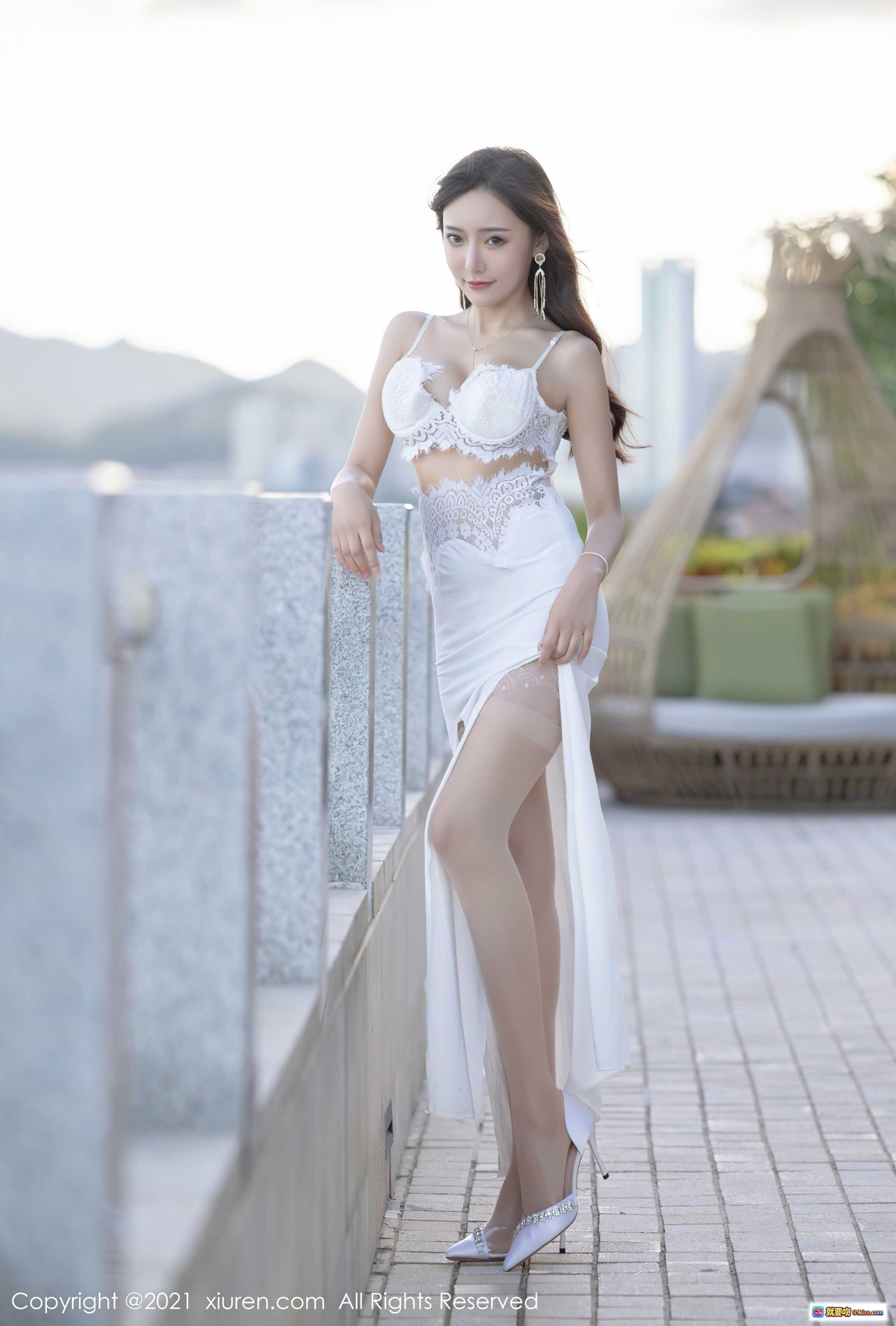 图片[6] - 王馨瑶yanni海边白色蕾丝长裙高开叉写真 | 优雅性感气质美女 | XiuRen秀人网2021.09.27 No.4004 - 就要吻