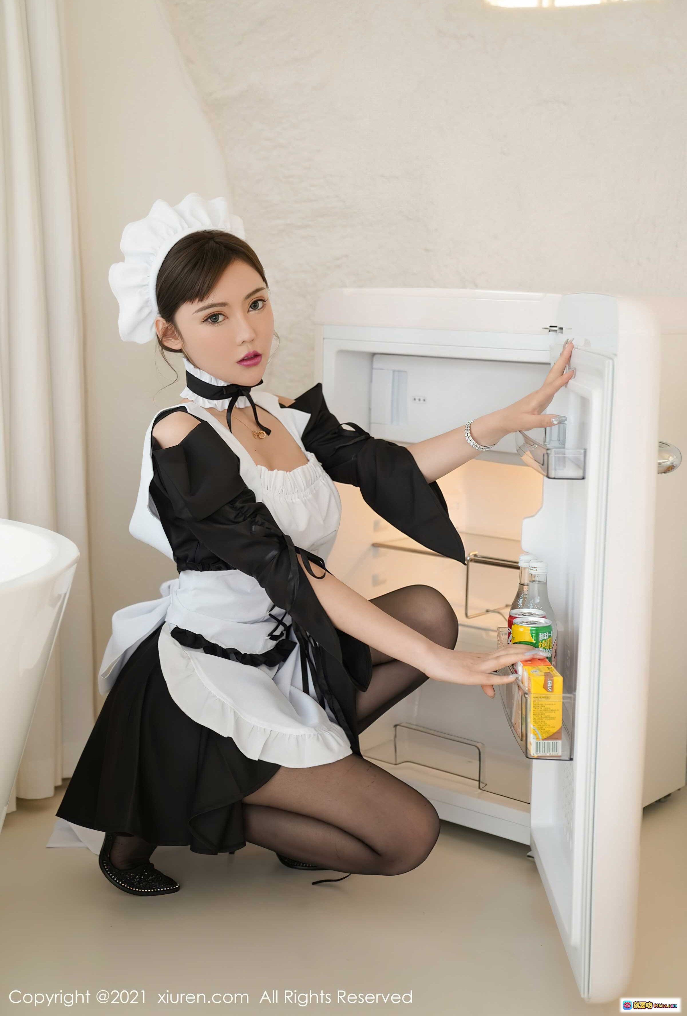 图片[5] - 萌汉药女仆装写真｜黑白蕾丝边制服｜黑丝美腿｜室内柔光拍摄｜XIUREN秀人网No.4161 - 就要吻