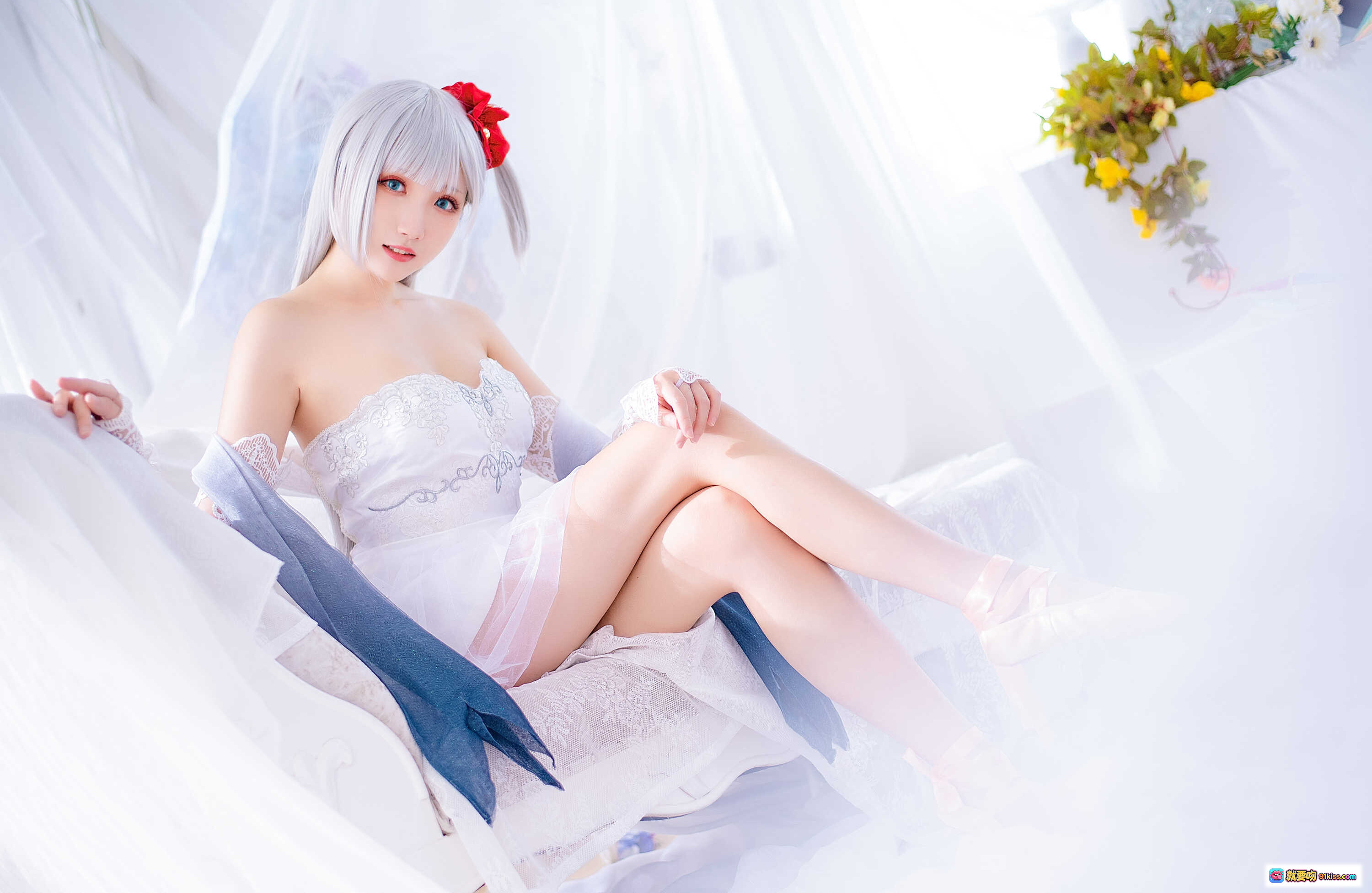 图片[4] - 瓜希酱NO.036翔鹤COS写真·银发红蝴蝶结·蕾丝长手套·露背白纱裙·唯美少女风 - 就要吻