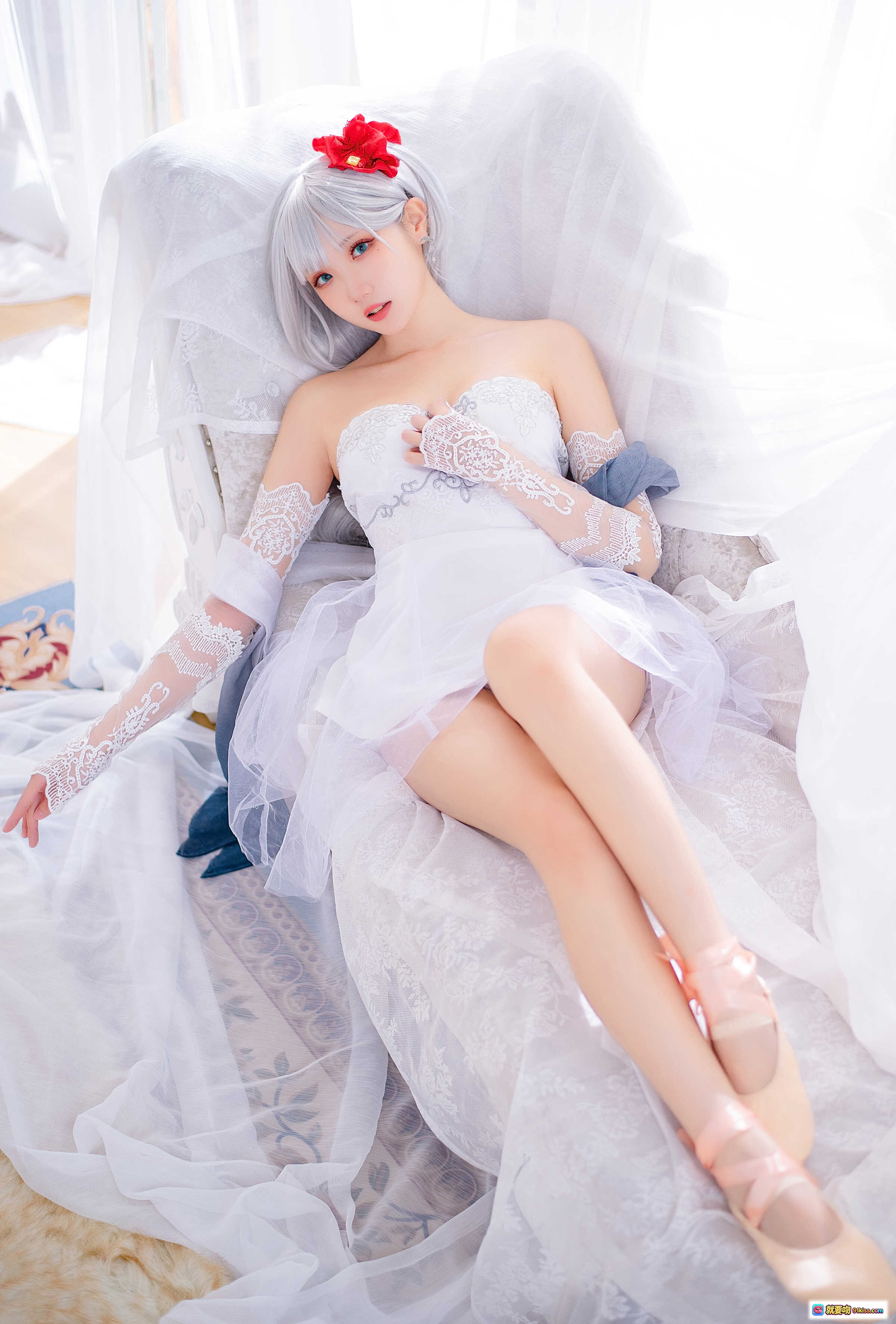 图片[7] - 瓜希酱NO.036翔鹤COS写真·银发红蝴蝶结·蕾丝长手套·露背白纱裙·唯美少女风 - 就要吻