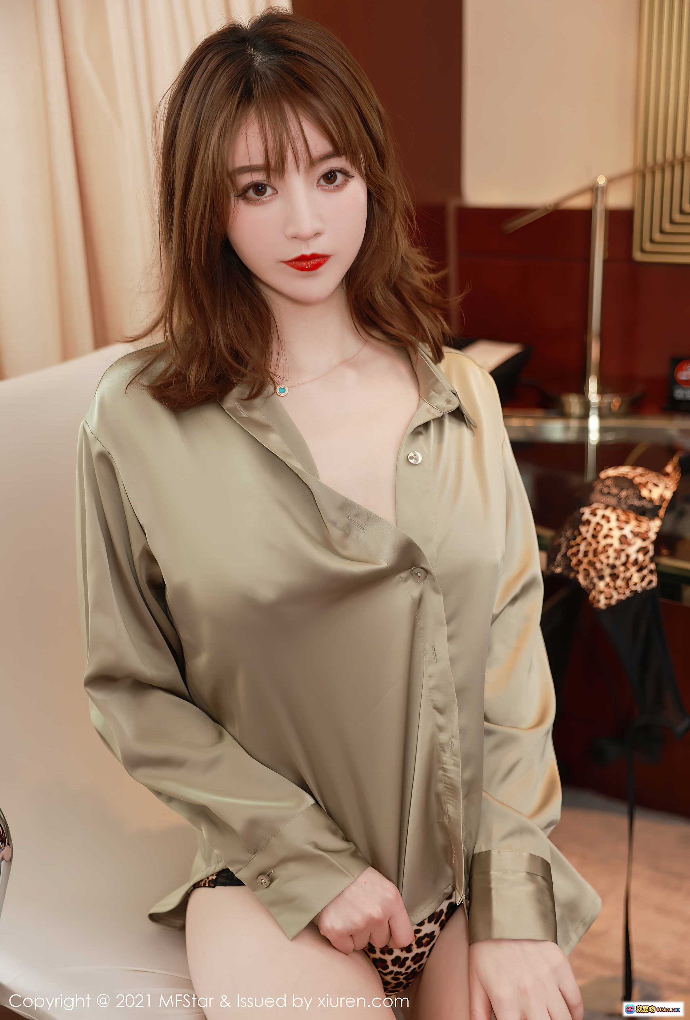 图片[8] - MFStar模范学院yoo优优2021.04.23 Vol.485 优雅衬衫白裤写真 45+1P高清美图 - 就要吻