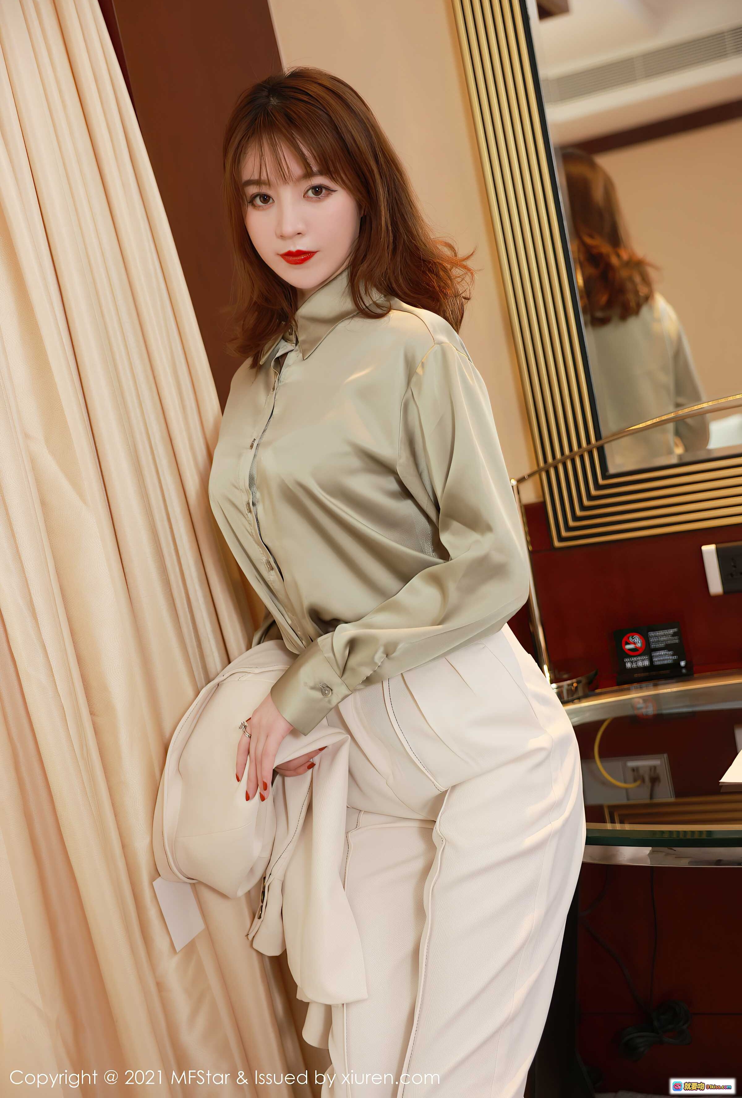 图片[7] - MFStar模范学院yoo优优2021.04.23 Vol.485 优雅衬衫白裤写真 45+1P高清美图 - 就要吻