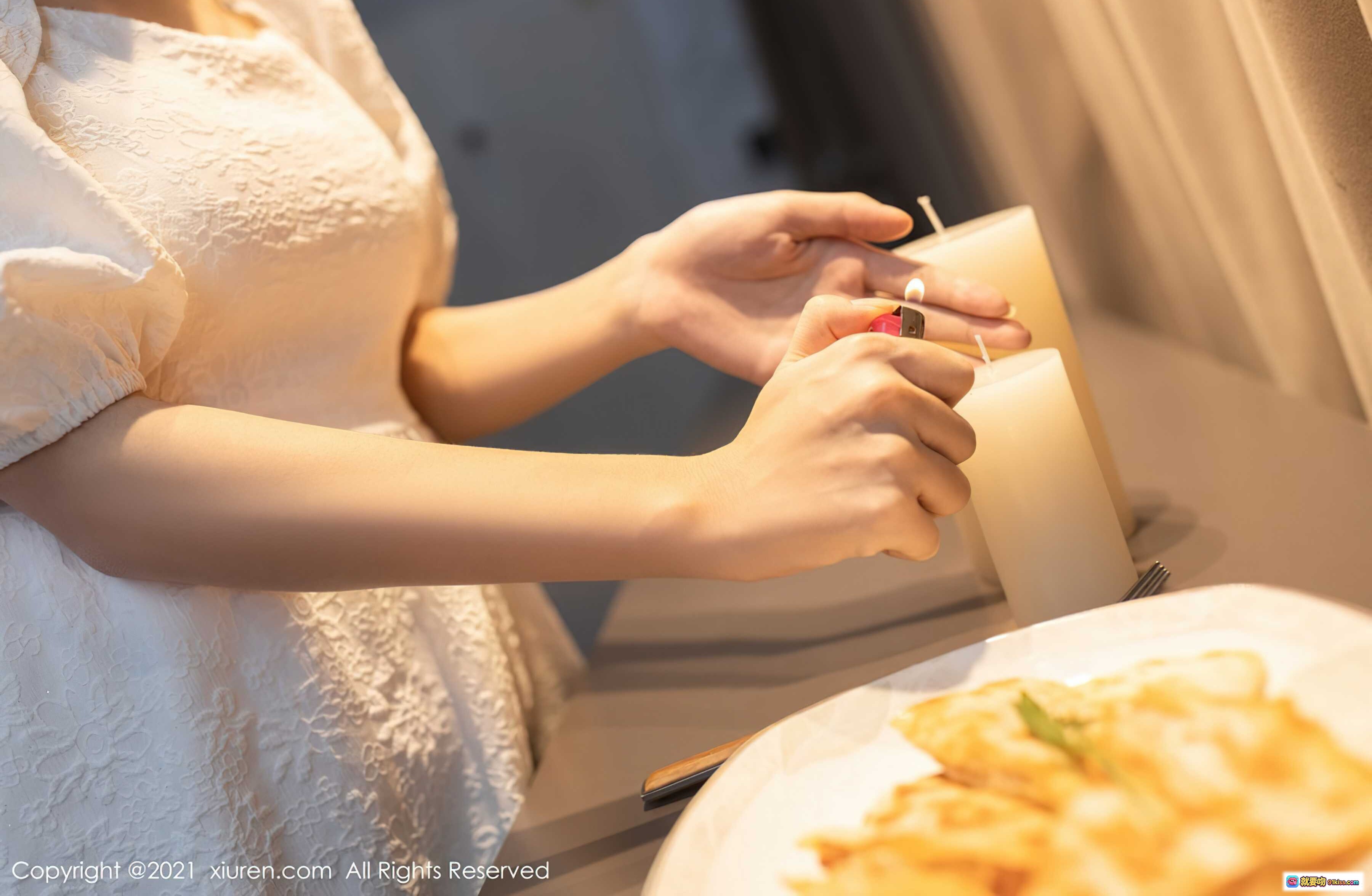 图片[1] - 鱼子酱Fish优雅点烛瞬间｜白色蕾丝裙温柔氛围感｜XIUREN秀人网2021.09.29 No.4021高清写真 - 就要吻