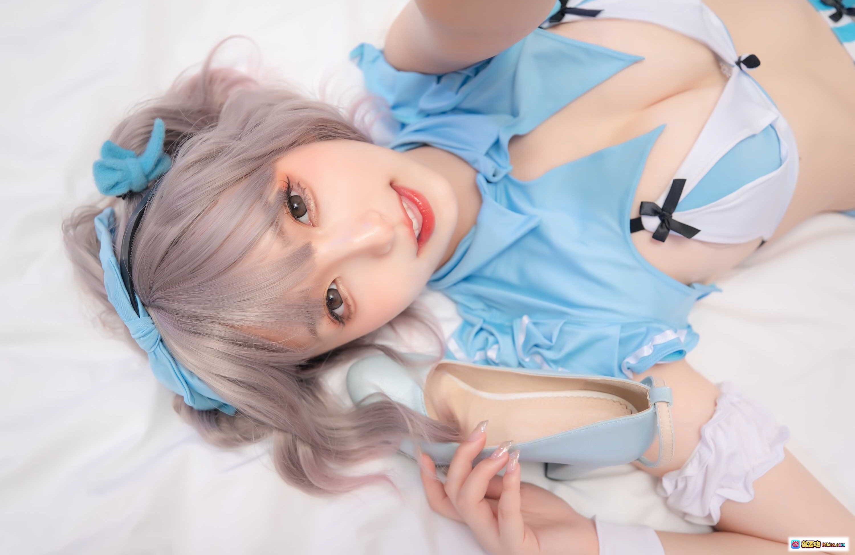 图片[4] - 神楽坂真冬蓝调女仆Cosplay写真 | 75P高清美图 | 浅紫双马尾+蓝色蕾丝女仆装 | 甜美性感风格 - 就要吻