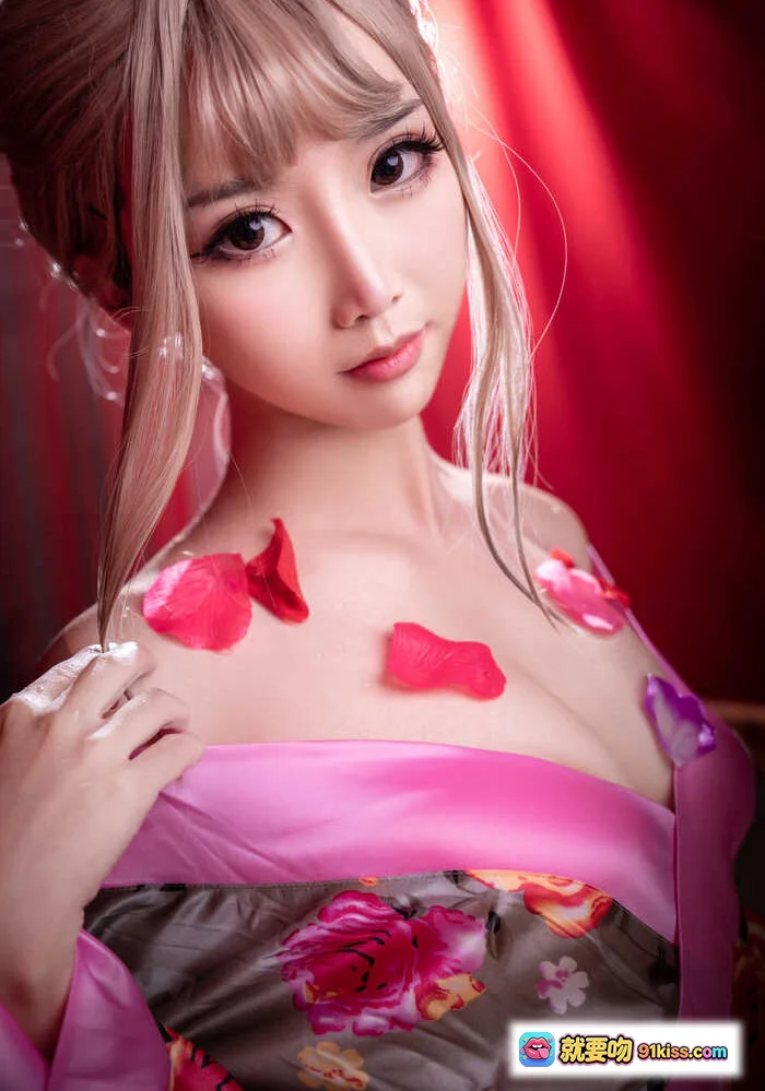 面饼仙儿NO.111浴缸花香写真｜粉色和服花瓣点缀｜甜美妆容日系风格｜高清18P美图 - 就要吻