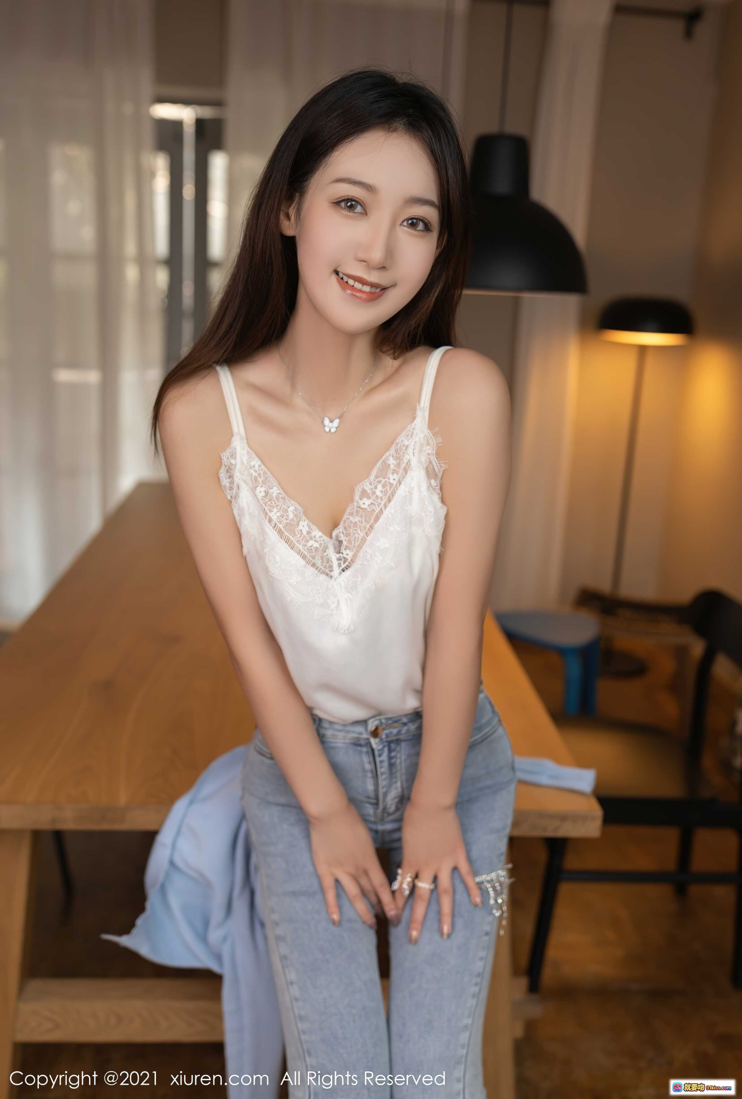 图片[6] - 唐安琪清新居家风写真 | 浅蓝针织开衫搭配蕾丝吊带牛仔裤 | XiuRen秀人网2021.09.23 No.3985 - 就要吻