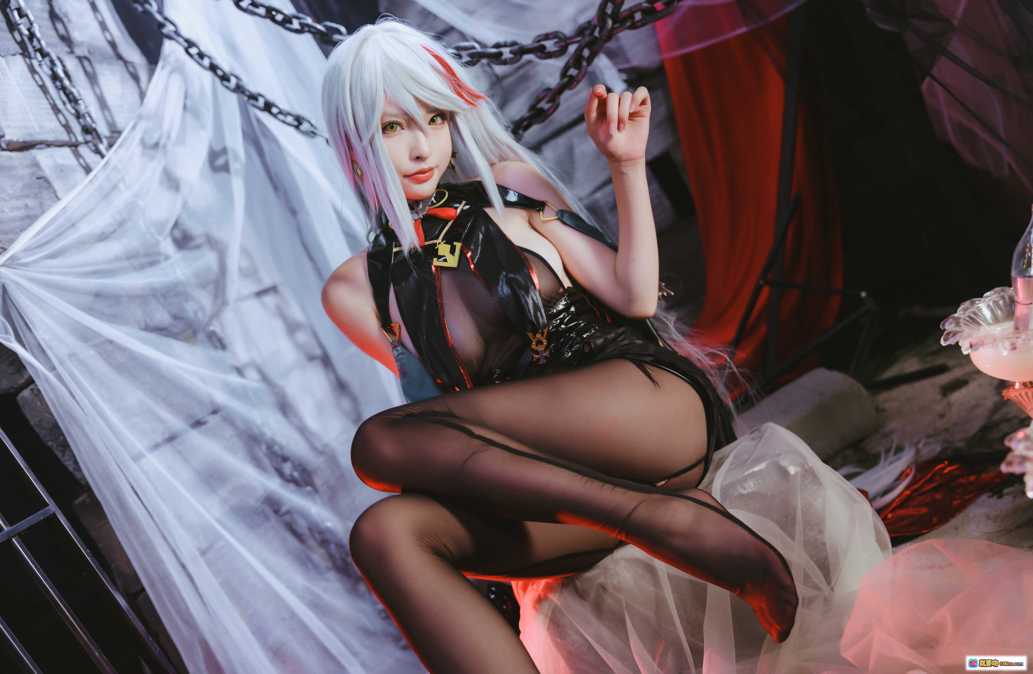 图片[8] - 清水由乃NO.028埃吉尔cosplay写真 | 白发红瞳黑丝蕾丝装 | 暗黑系性感角色扮演 | 高清41P美图 - 就要吻