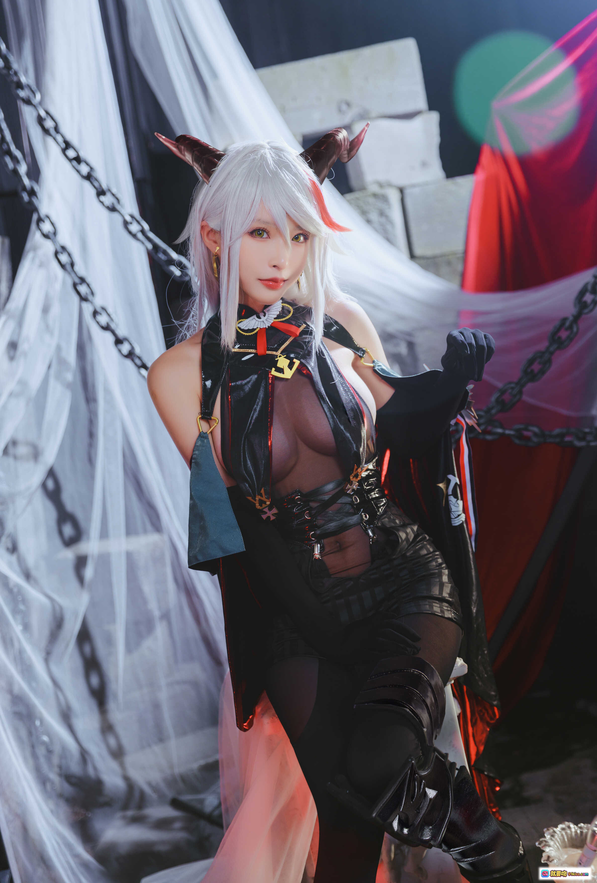 图片[4] - 清水由乃NO.028埃吉尔cosplay写真 | 白发红瞳黑丝蕾丝装 | 暗黑系性感角色扮演 | 高清41P美图 - 就要吻