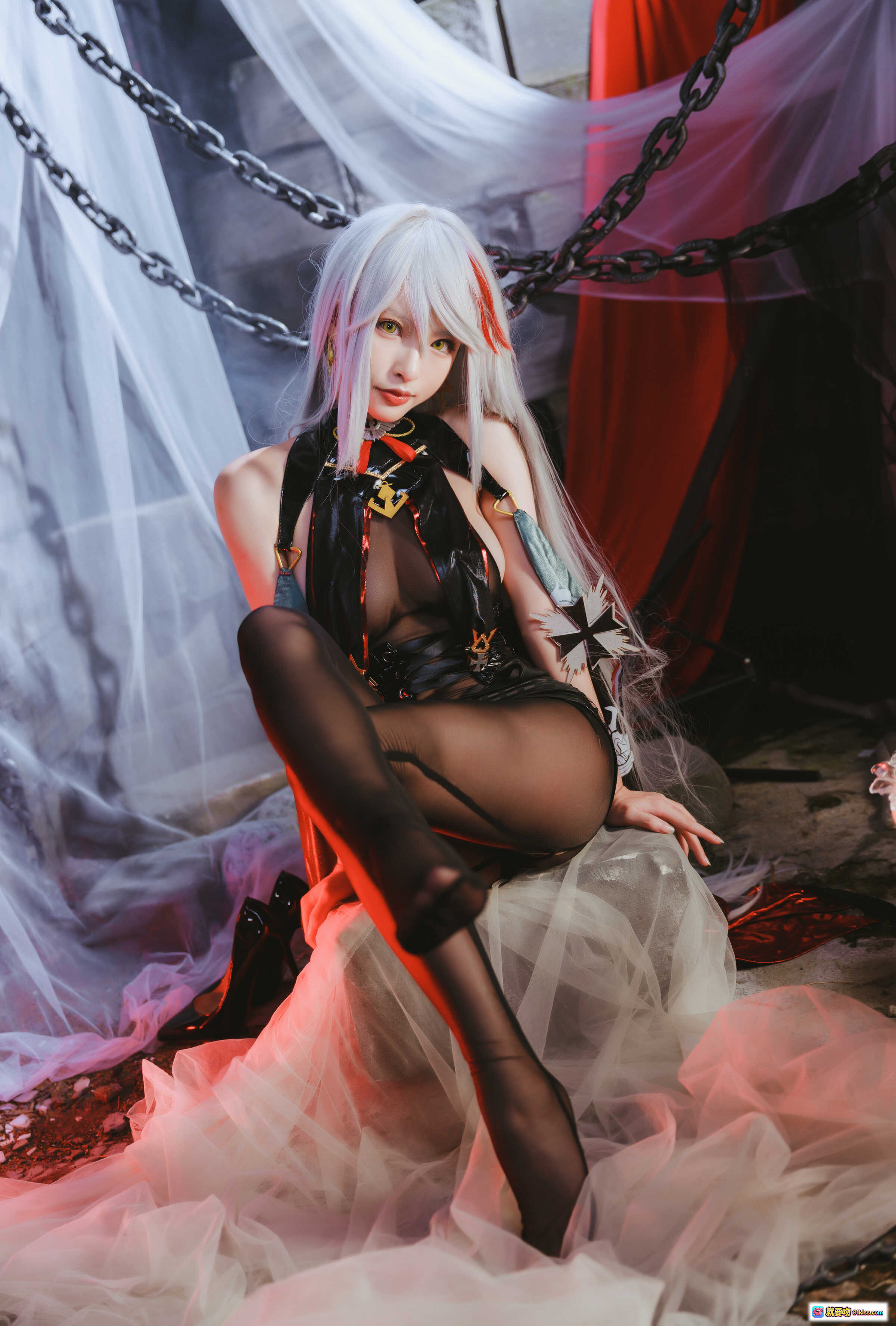 图片[9] - 清水由乃NO.028埃吉尔cosplay写真 | 白发红瞳黑丝蕾丝装 | 暗黑系性感角色扮演 | 高清41P美图 - 就要吻