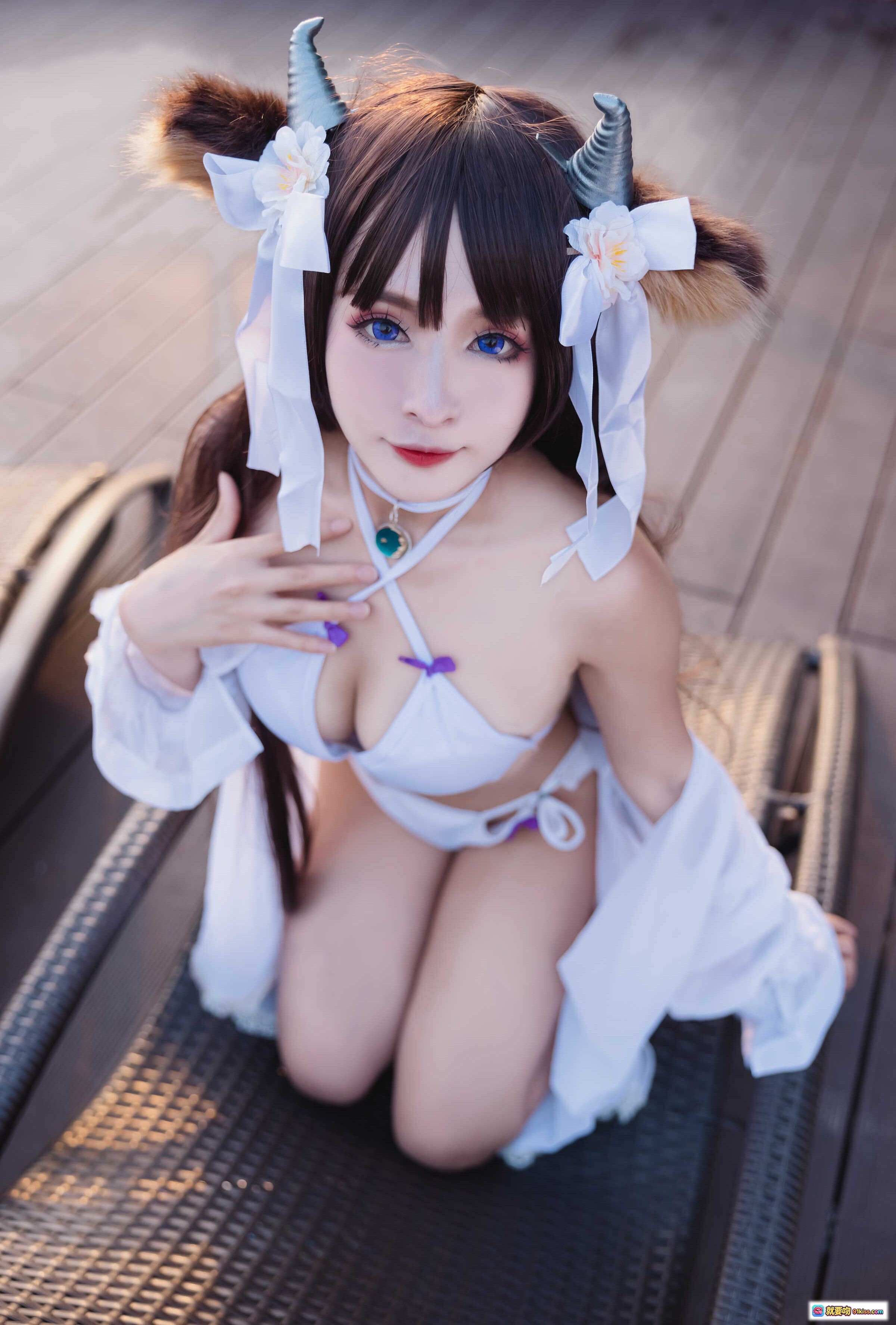 图片[10] - 九九八XY牛牛吖泳池写真｜可爱牛角发饰比基尼少女｜清新夏日泳装COS美图 - 就要吻