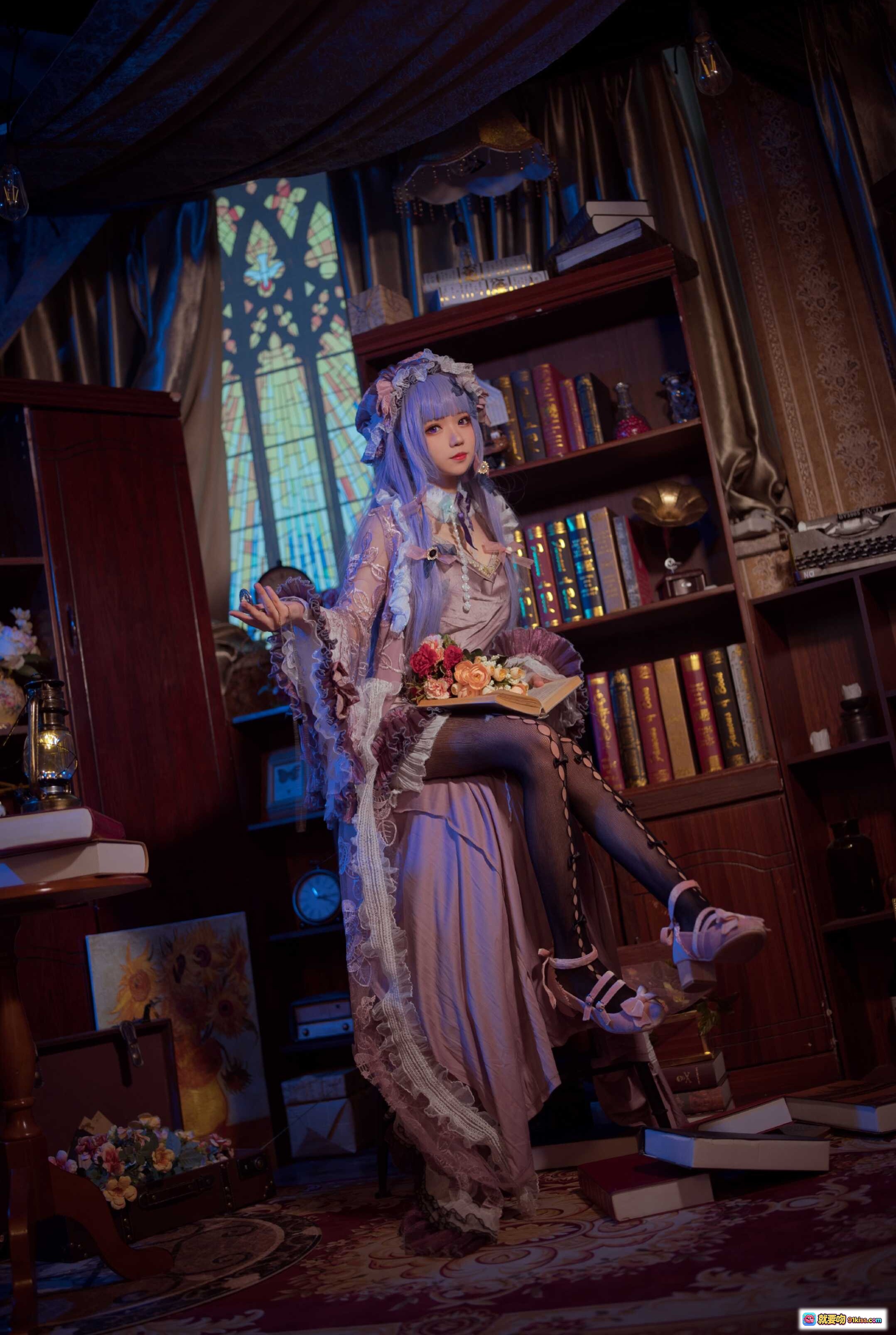 图片[6] - 花柒Hana NO.010 帕秋莉睡衣洛丽塔cos写真 | 紫发蕾丝裙书房花束复古风少女写真 - 就要吻
