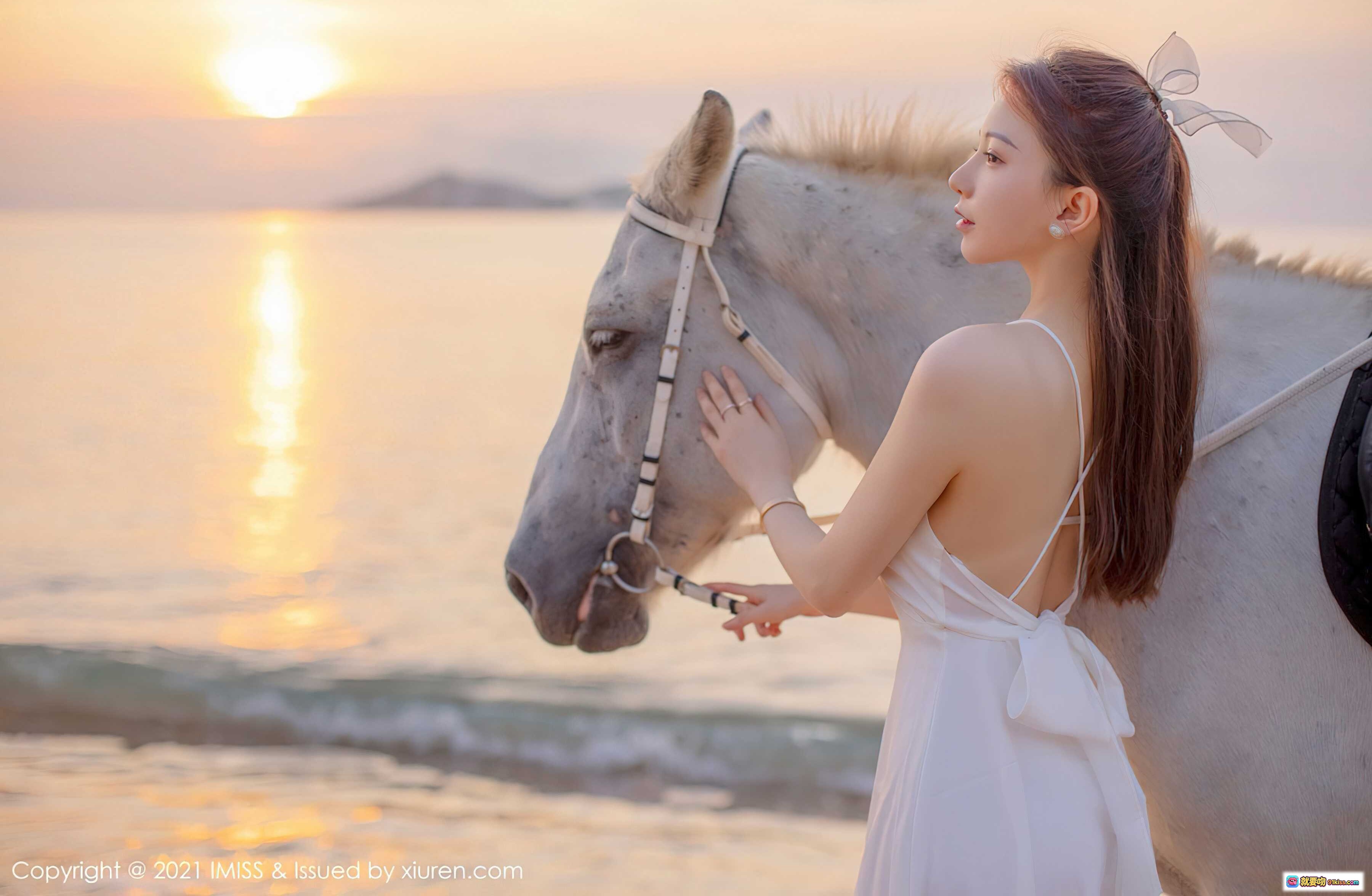 图片[10] - 夕阳海滩白马写真｜IMiss2021模特合集Vol.643｜浪漫海岛日落人像摄影 - 就要吻