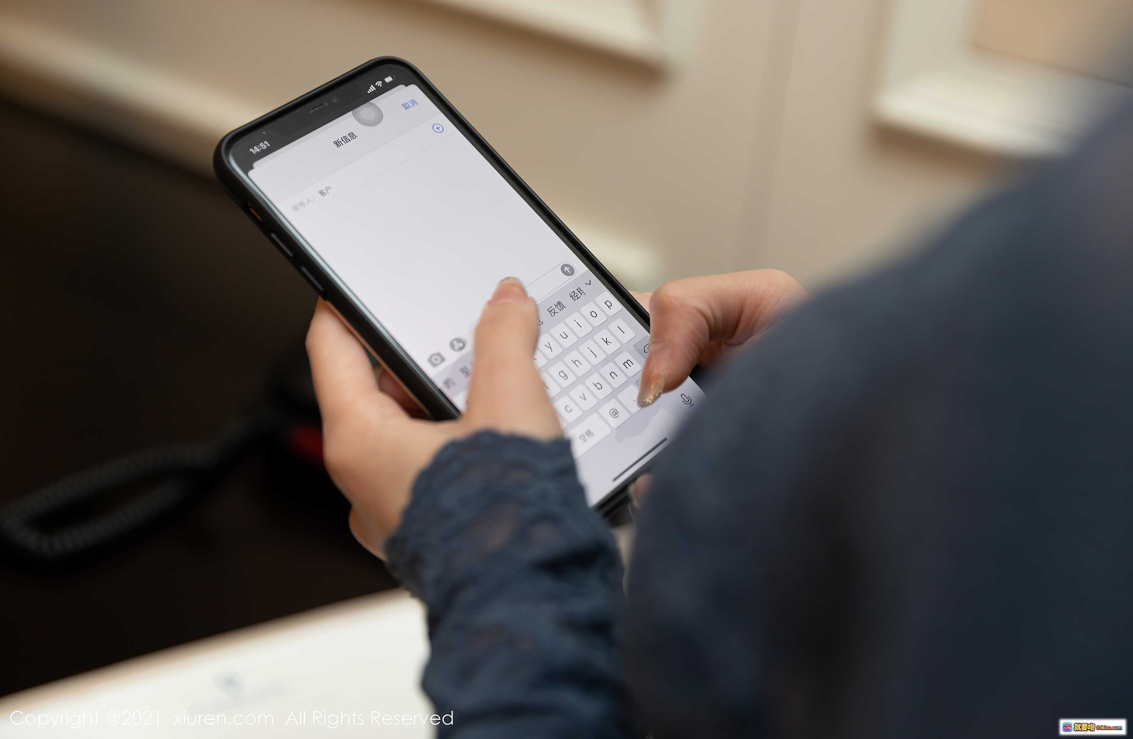 图片[4] - 周于希Sandy性感蕾丝内衣写真｜蓝色透视长袖搭配深蓝内衣｜秀人网2021.04.13 VOL.3301高清私房美图 - 就要吻