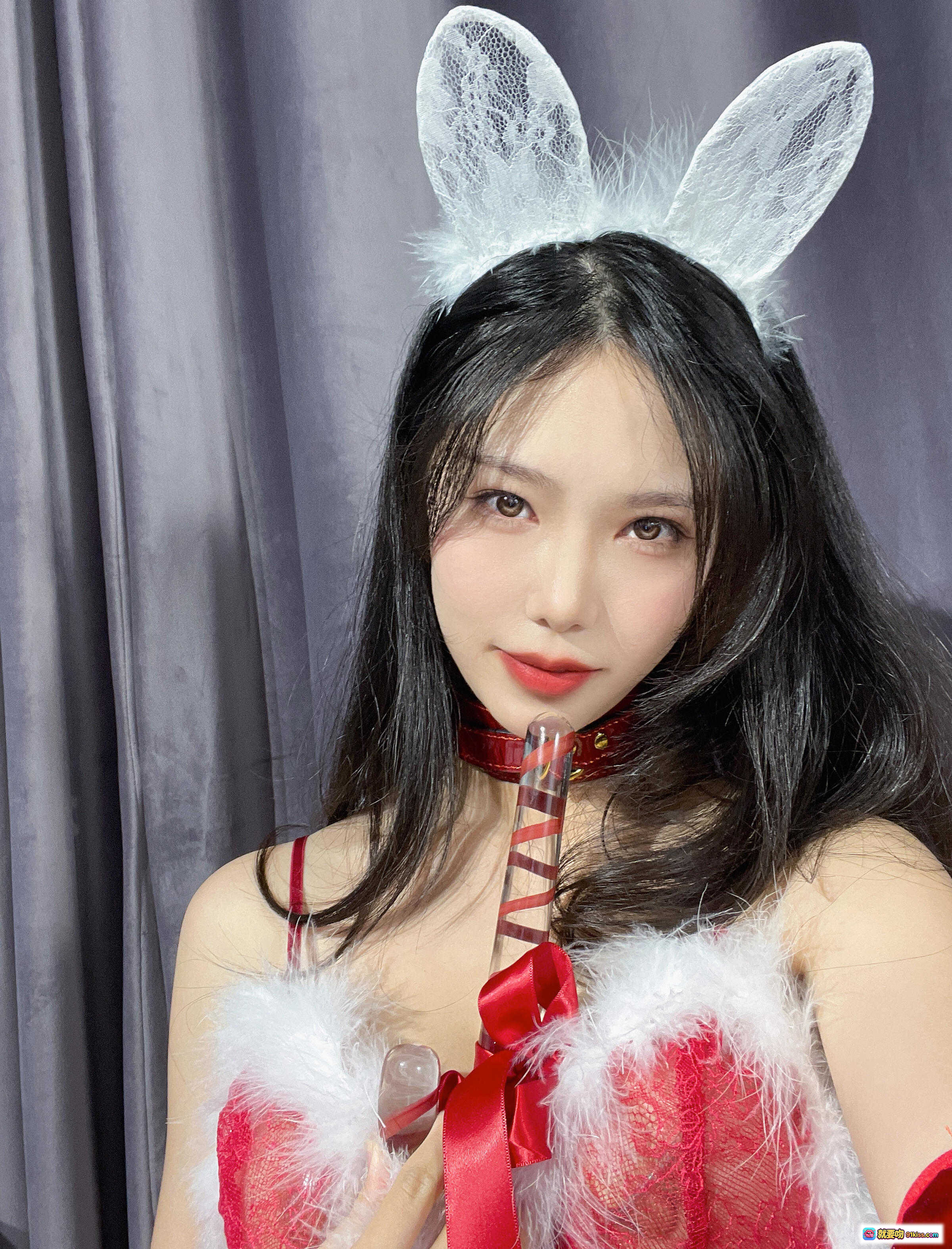 图片[10] - 抖娘利世NO.060 2021圣诞主题写真 红色绒面兔耳造型 白毛边装饰 长手套颈圈搭配 微密圈22P高清图集 - 就要吻