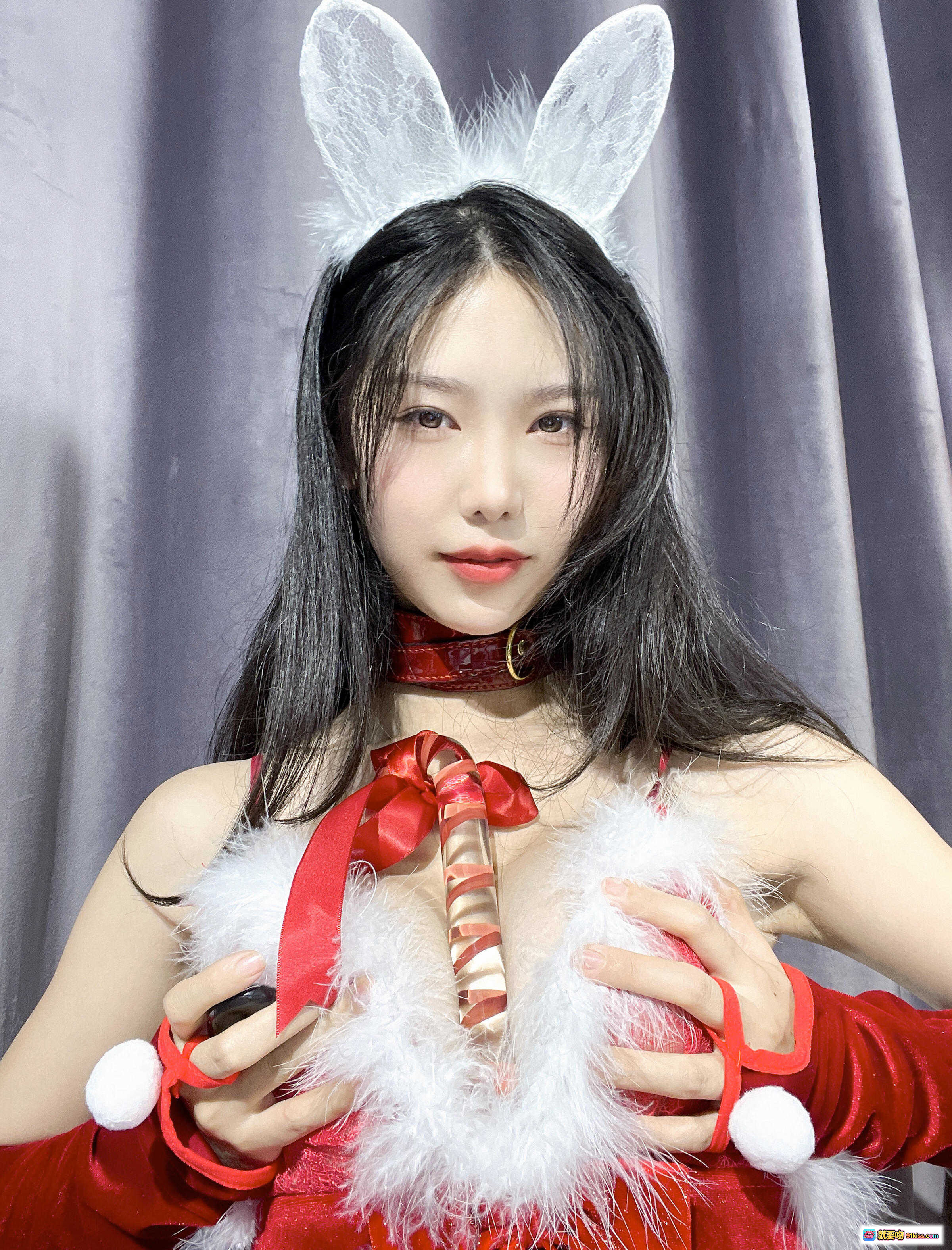 图片[3] - 抖娘利世NO.060 2021圣诞主题写真 红色绒面兔耳造型 白毛边装饰 长手套颈圈搭配 微密圈22P高清图集 - 就要吻