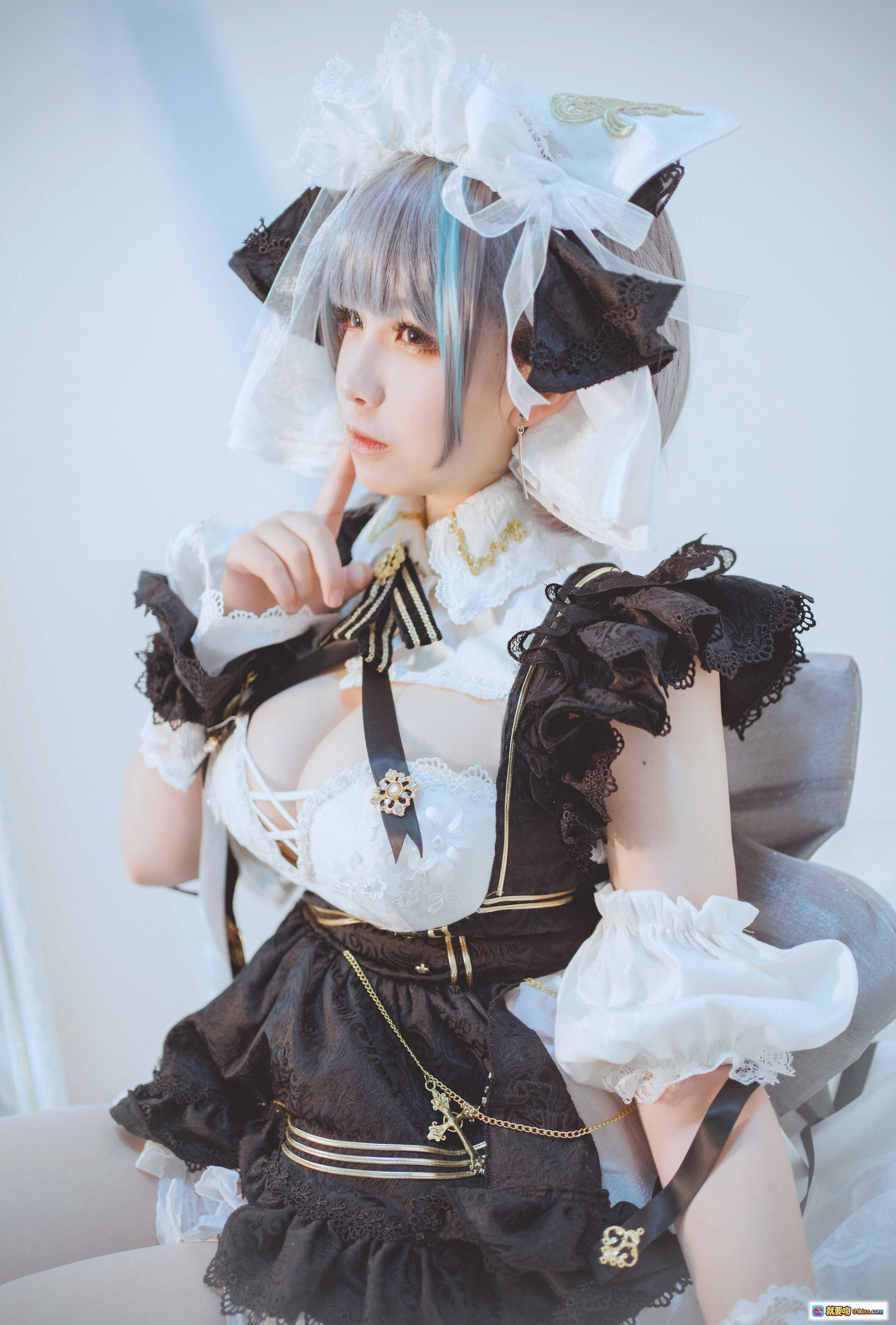 图片[7] - 阿半cos柴郡女仆装写真｜黑白色洛丽塔蕾丝裙｜精致头饰与蝴蝶结｜42P高清美图 - 就要吻