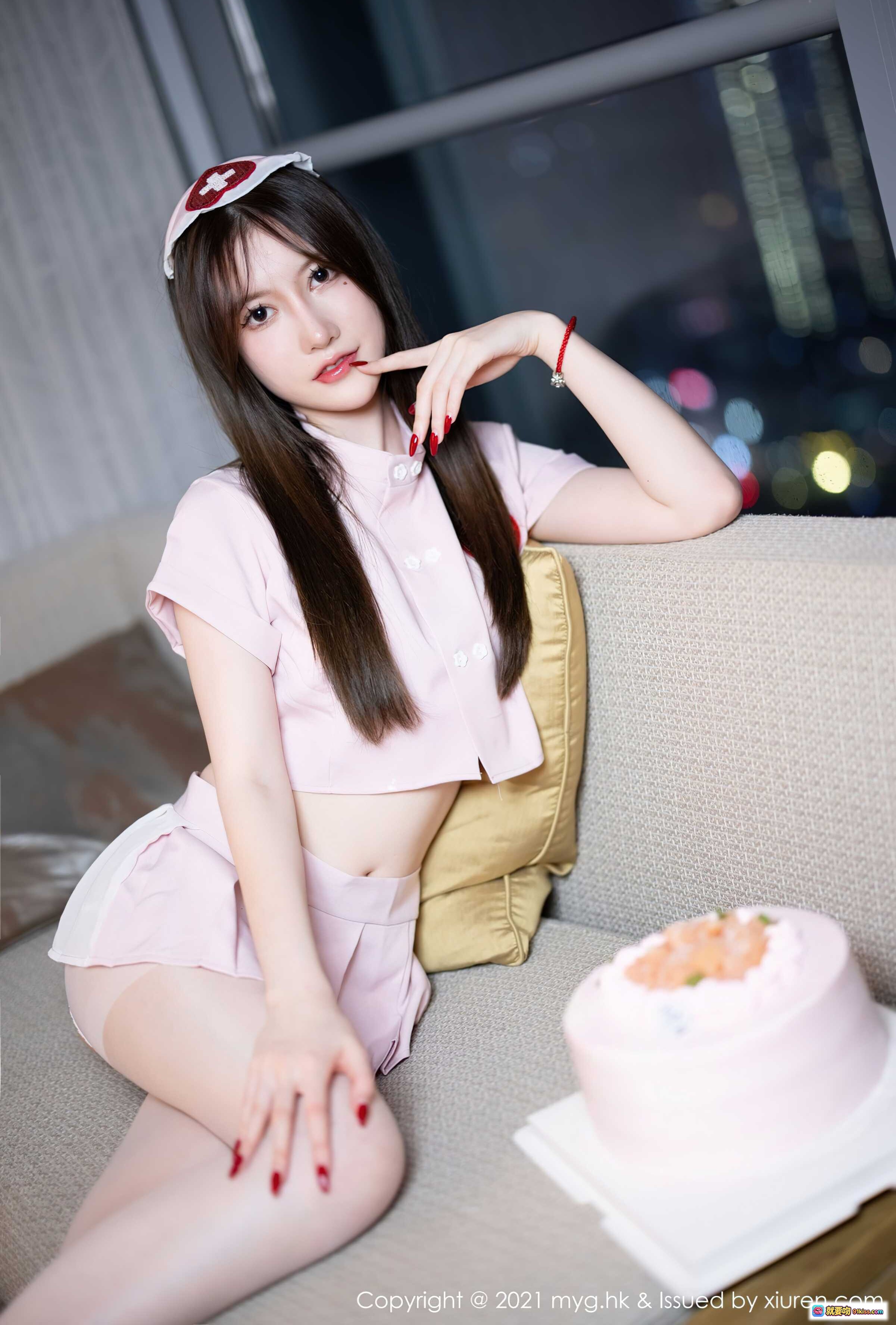 图片[6] - 美桃酱粉色护士装持蛋糕写真 | MyGirl美媛馆Vol.615 | 丝袜高跟美腿 | 2021年11月10日发布 - 就要吻