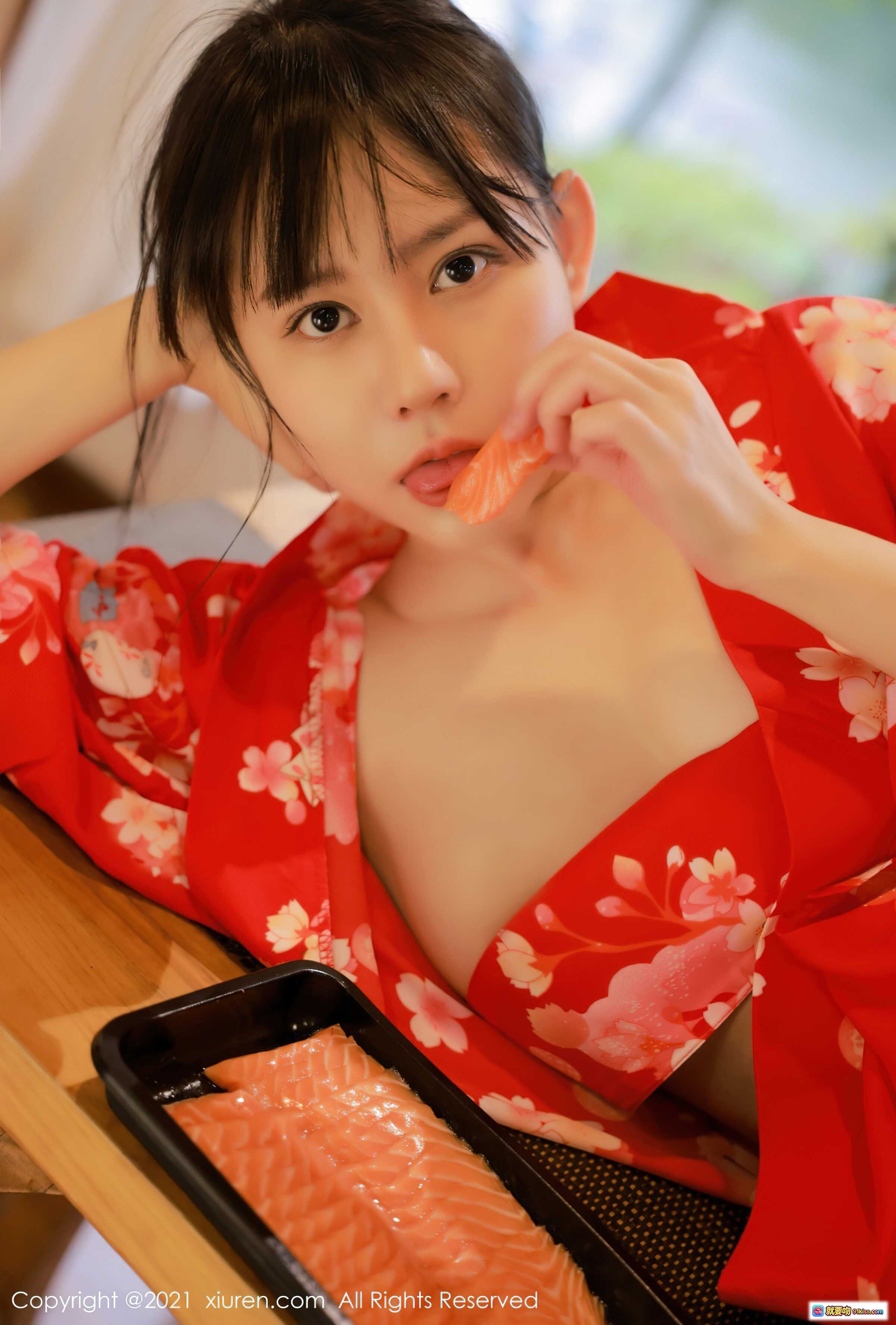 图片[8] - 韩希蕾红樱和服写真 | 秀人网2021.10.14 No.4063 | 茶道场景性感私房照 | 木质桌台日系风情 - 就要吻