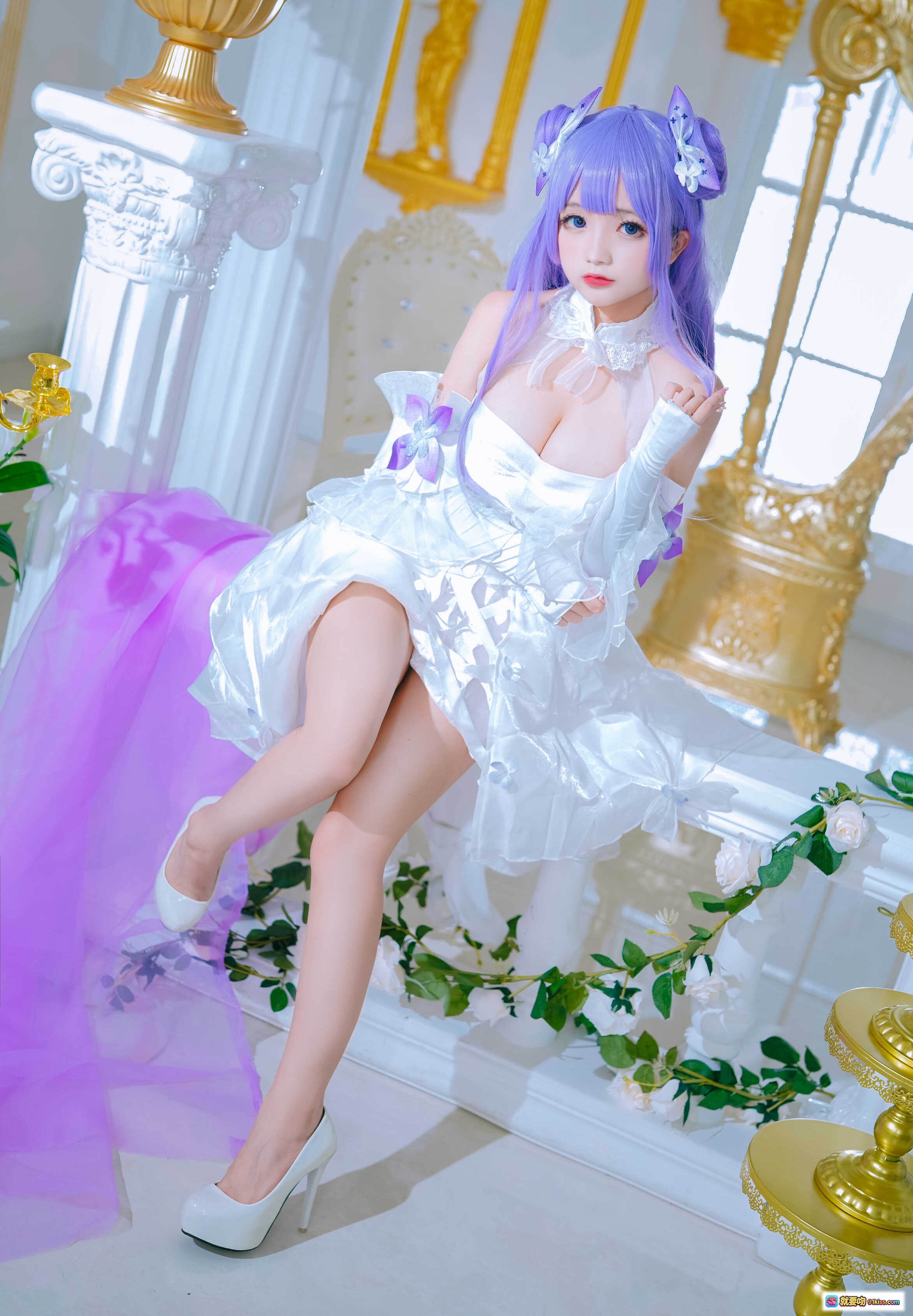 图片[1] - 日奈娇NO.033独角兽兵装Cosplay写真｜紫色长发白裙少女｜华丽宫廷风场景｜精致蕾丝装饰｜高跟鞋美腿特写｜42P高清图集 - 就要吻