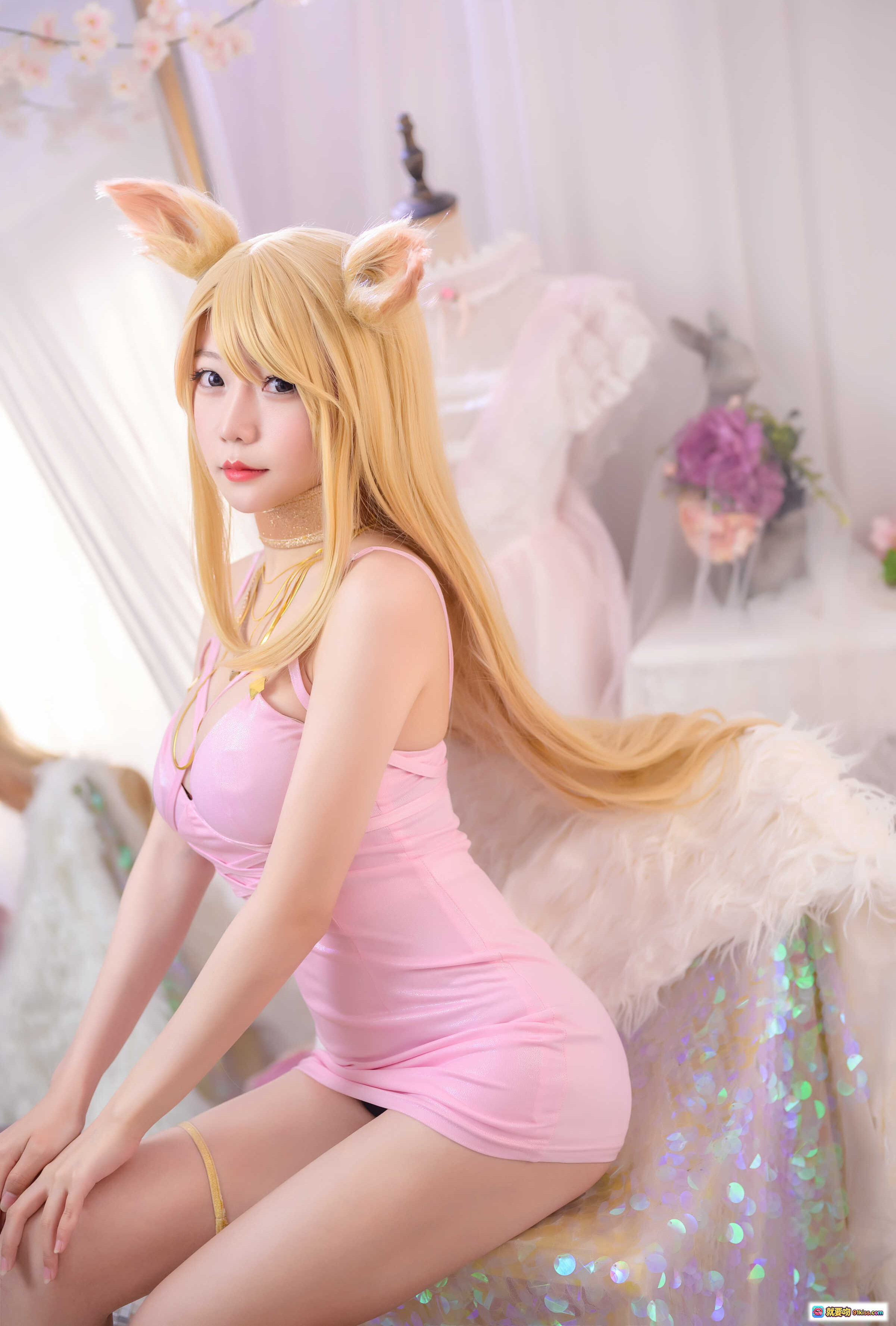 图片[5] - 香草喵露露NO.020阿狸同人Cosplay写真 粉色兔耳少女萌系私房照 25P高清图集 - 就要吻