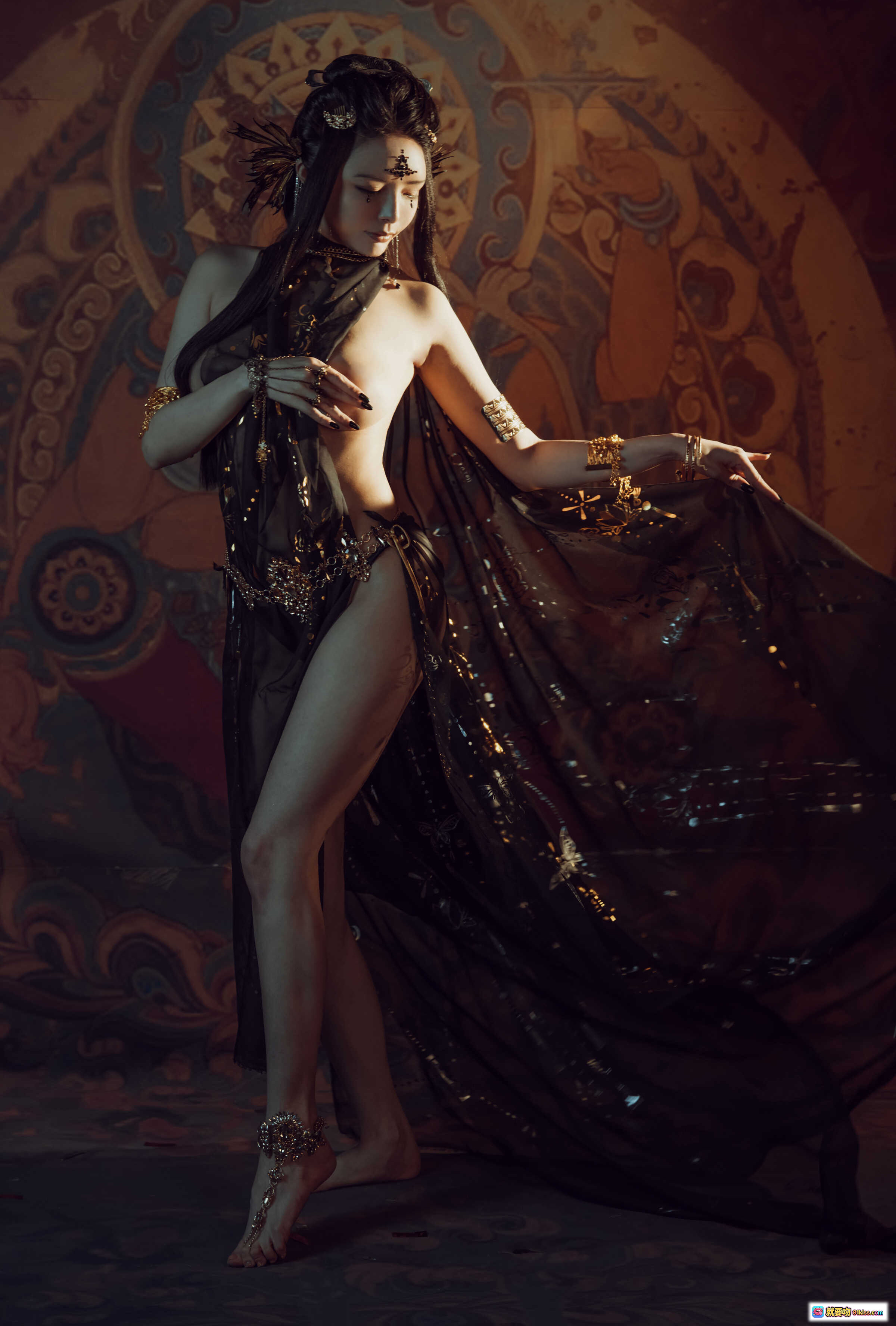 图片[5] - 秋和柯基NO.059黑敦煌写真｜神秘异域风·金色饰品·古典美人体态·敦煌壁画背景·43P高清图集 - 就要吻