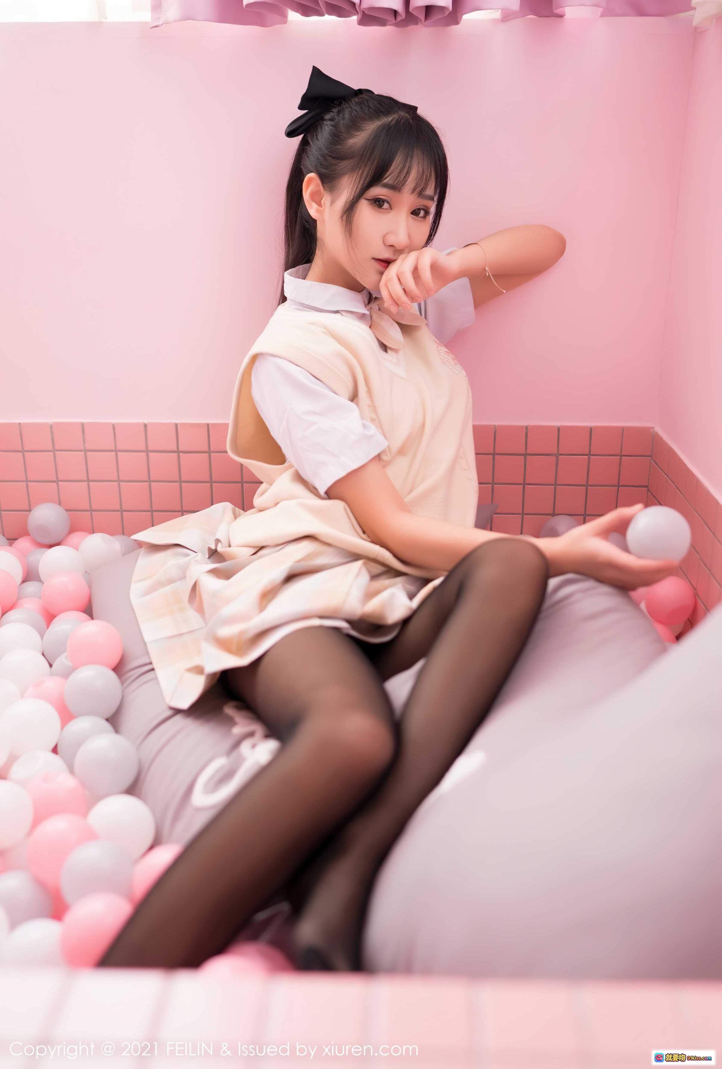 图片[8] - 小果冻儿粉色球池写真 | 甜美少女风 | 黑丝美腿 | 蝴蝶结发饰 | 2021FEILIN Vol.417高清图集 - 就要吻