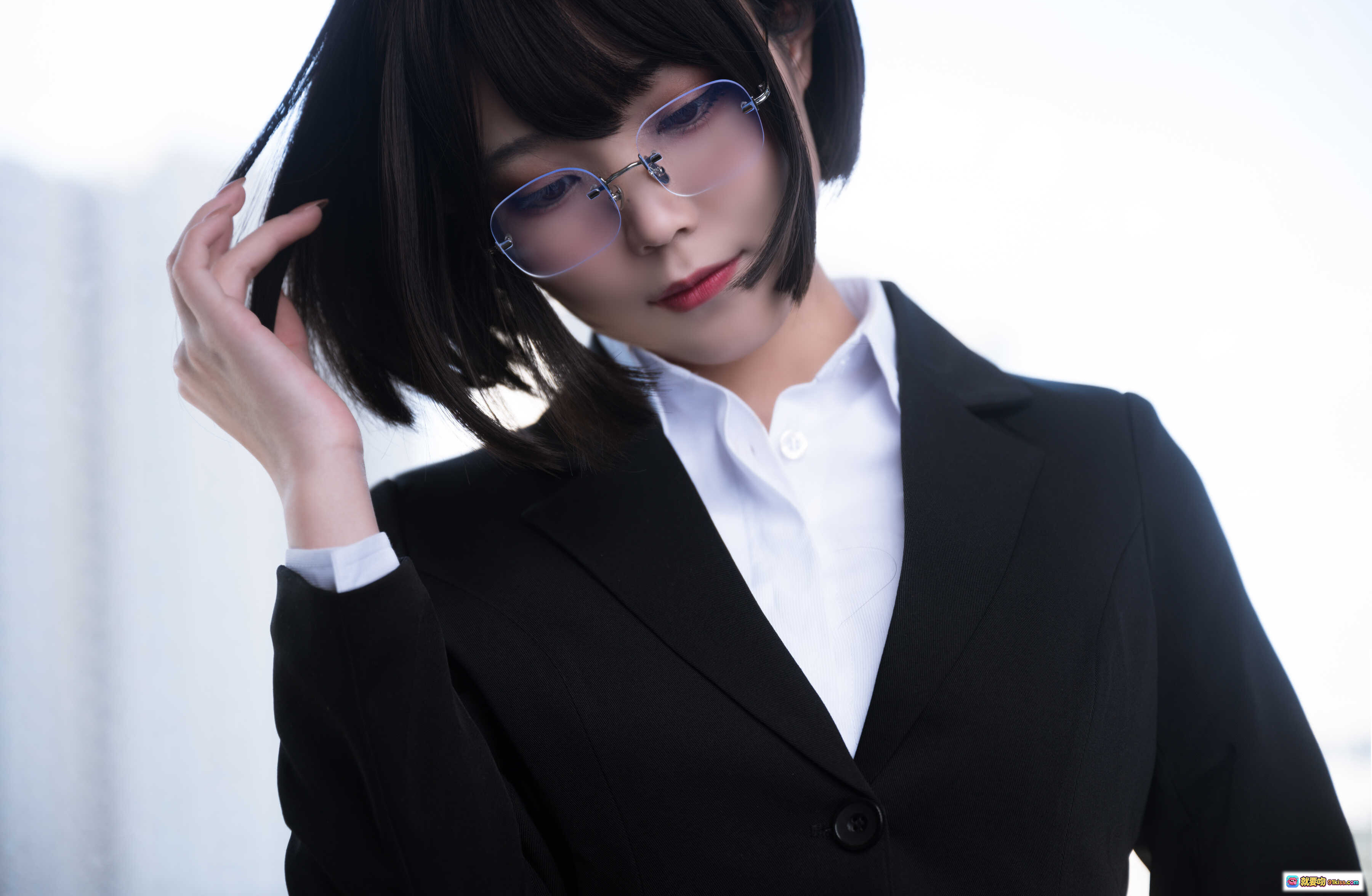 图片[3] - 汪知子NO.002黑丝OL写真｜职场女神眼镜制服短裙美腿16P高清图集 - 就要吻