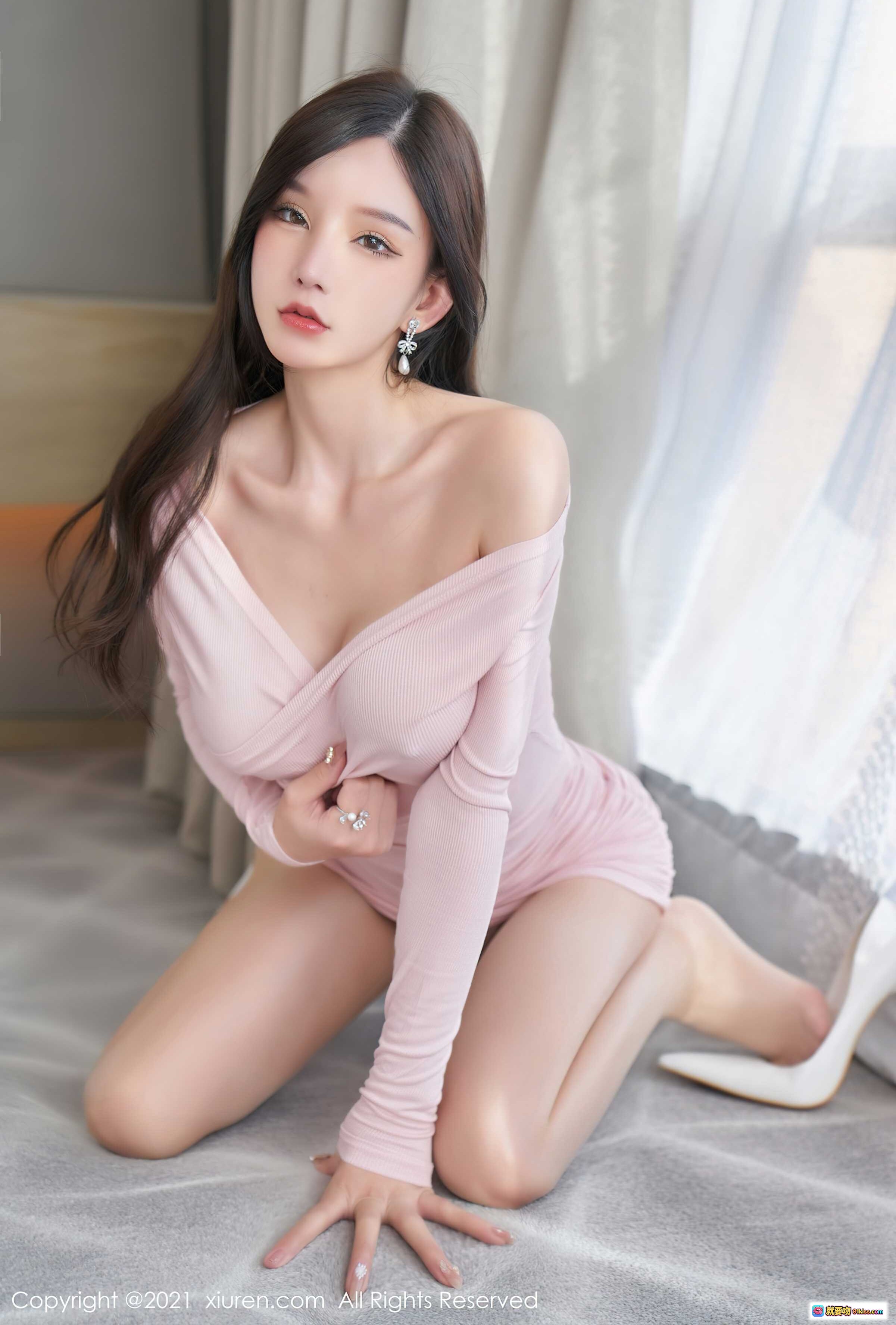 图片[3] - 周于希粉色紧身连衣裙写真 | 长腿高跟美腿诱惑 | XIUREN秀人网2021.11.16 No.4226 - 就要吻