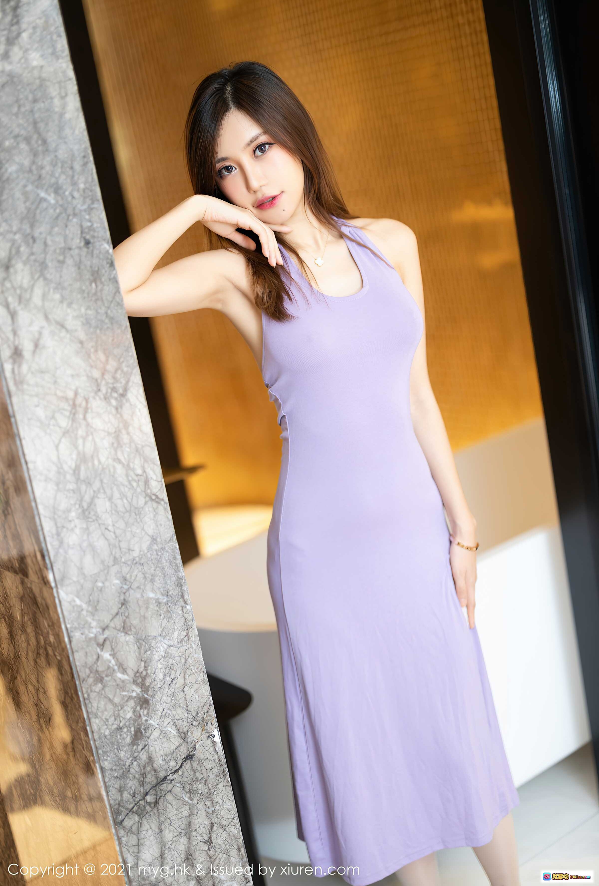 图片[2] - 绮里嘉ula性感御姐紫色吊带裙高开叉蕾丝袜美腿写真 – MyGirl美媛馆2021.12.10 VOL.620 - 就要吻