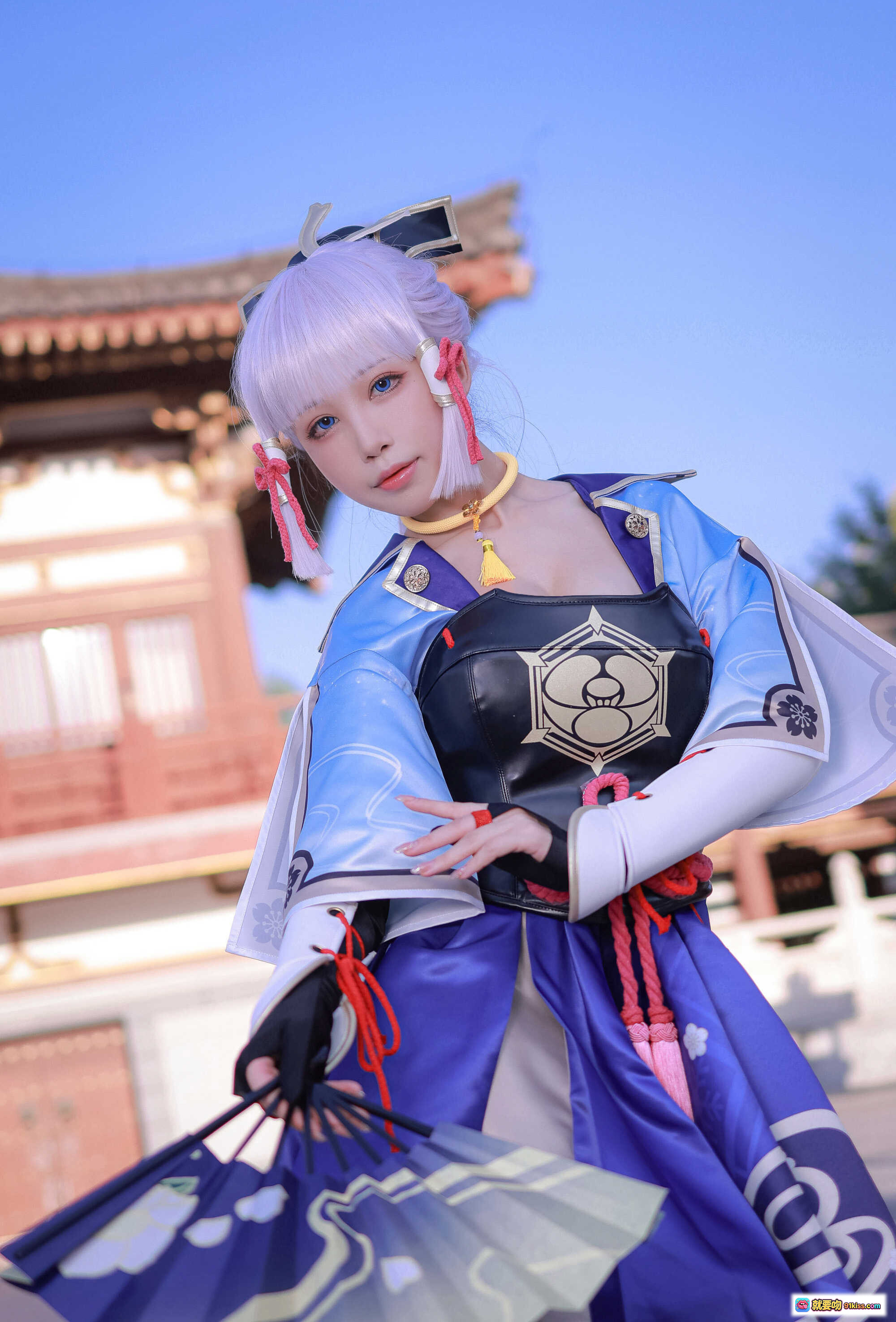 图片[10] - 水淼aqua神里绫华cosplay高清写真｜古风建筑背景｜精致和风服饰｜动态跳跃姿势｜68P图集 - 就要吻