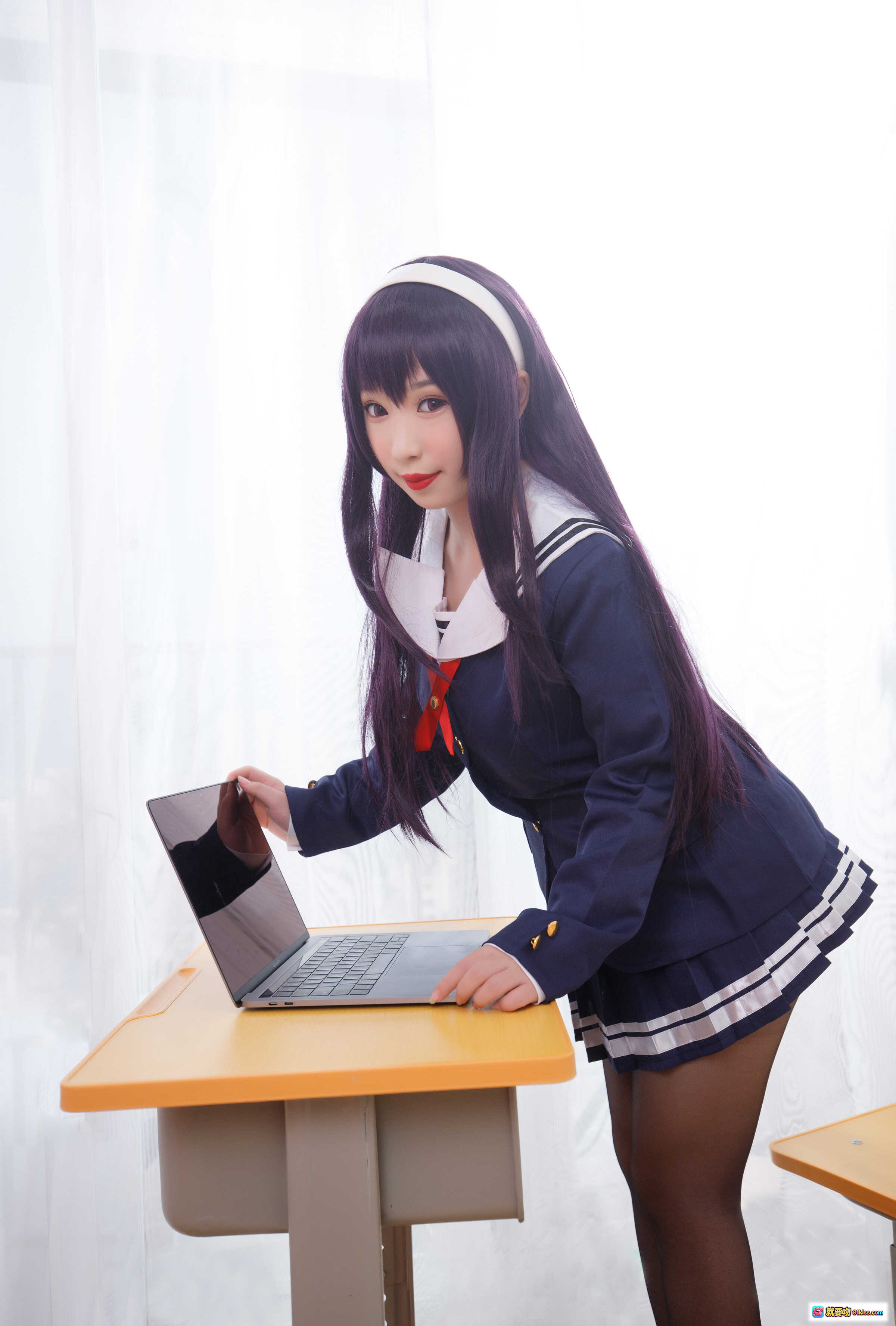 图片[10] - 胡桃猫Kurumineko学姐cosplay写真｜水手服黑丝美腿教室场景｜42P高清图集 - 就要吻