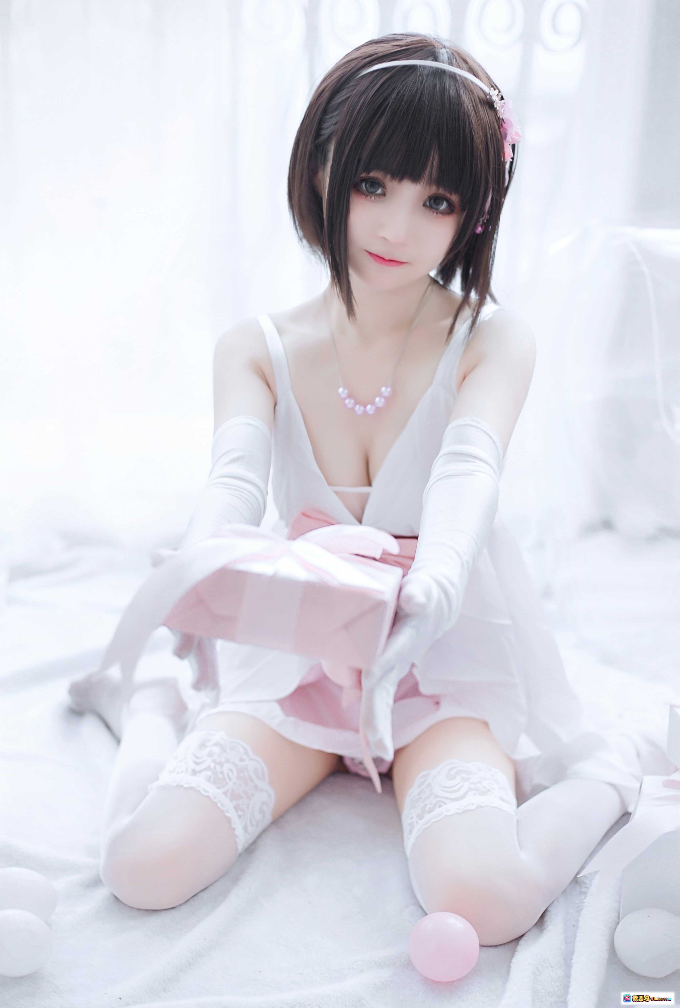 图片[9] - 桜井宁宁NO.041加藤惠cosplay 粉色蕾丝睡衣+草莓蛋糕+花环头饰+白丝美腿 甜美少女写真 - 就要吻