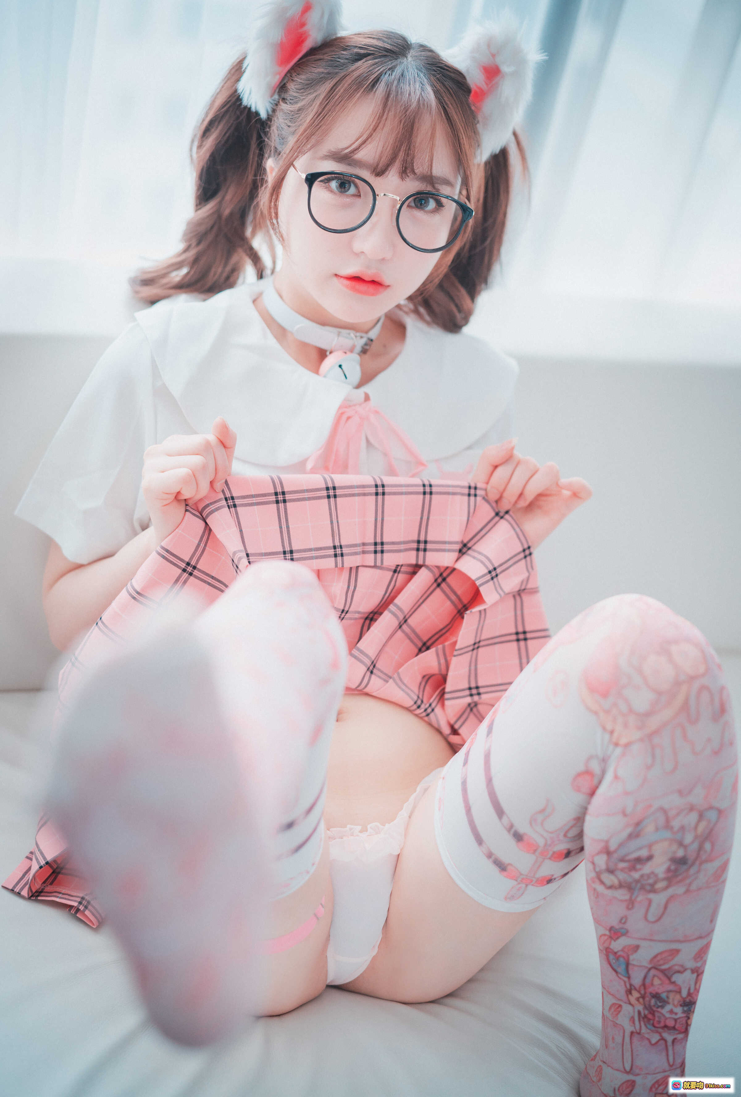图片[8] - 孫樂樂 NO.029 DJAWA 可愛粉紅貓耳女僕裝 乳貼蕾絲吊襪 毛絨爪套 眼鏡萌系寫真 50P - 就要吻