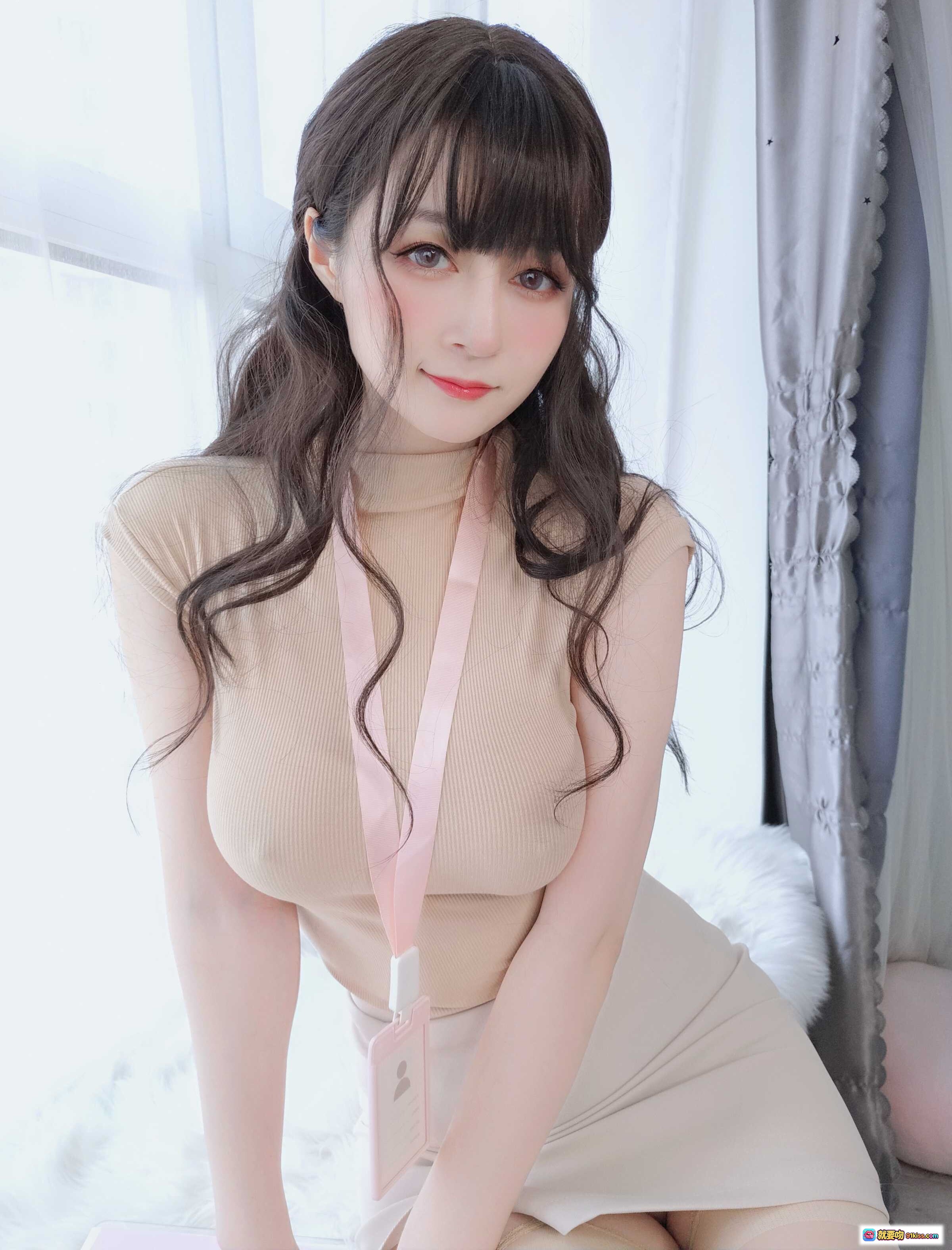 图片[6] - 白银81 NO.088 10月会员合集 会社後輩 美少女 ピンクリボン ベージュワンピース 透け感 フェミニン ソフトタッチ ウィンドウサイド 柔らか表情 - 就要吻