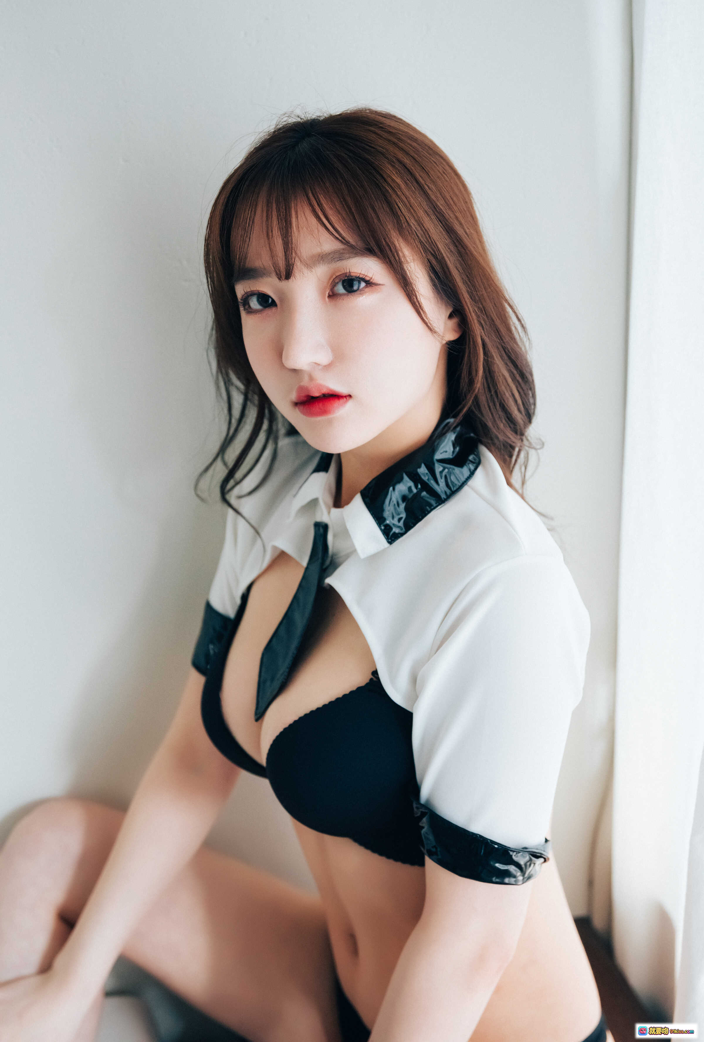 图片[5] - 孫樂樂 NO.035 Loozy Maximum Vol.2 63P 白磚牆臥室寫真 美女坐床性感內衣私房照 - 就要吻