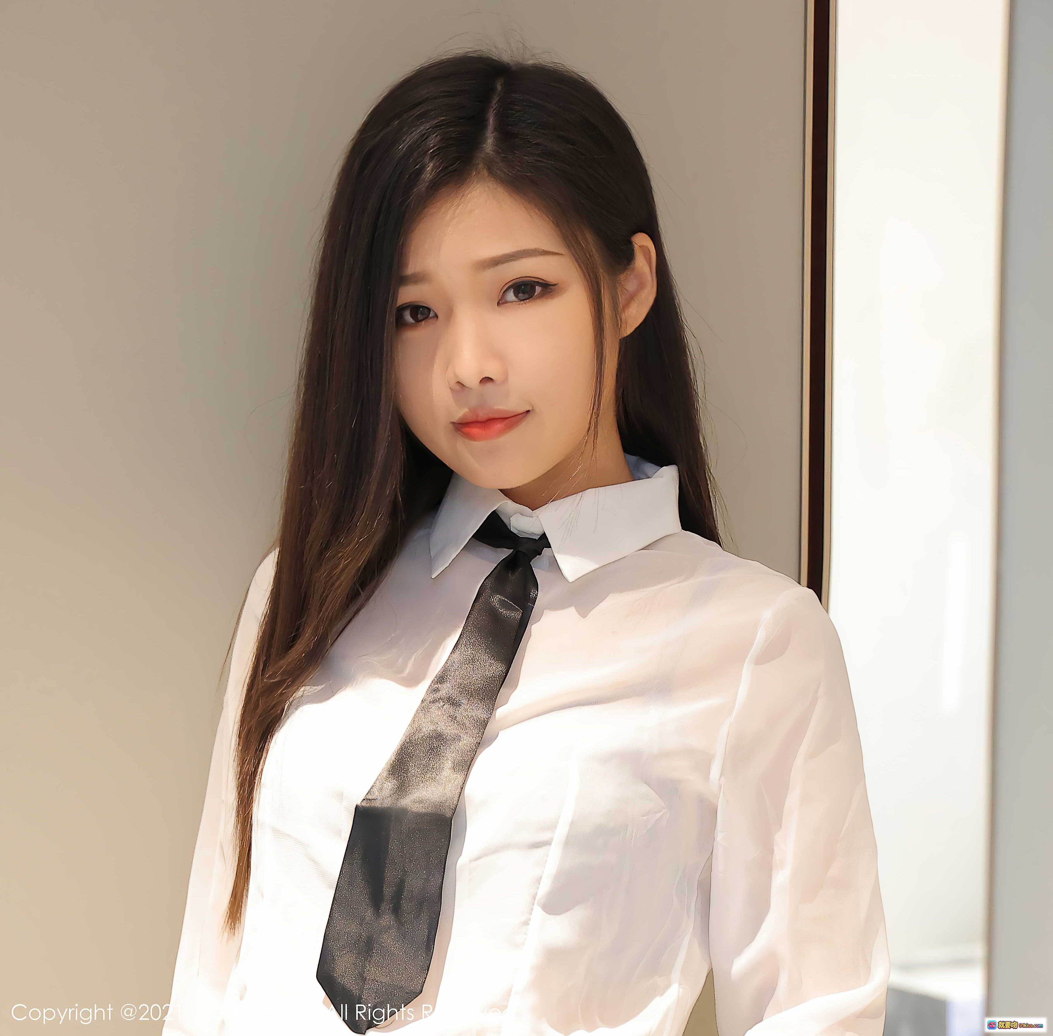 图片[7] - 星萌性感黑丝写真 | 白衬衫黑领带短裙搭配蕾丝吊袜带 | XiuRen秀人网2021.12.10 NO.4324 - 就要吻