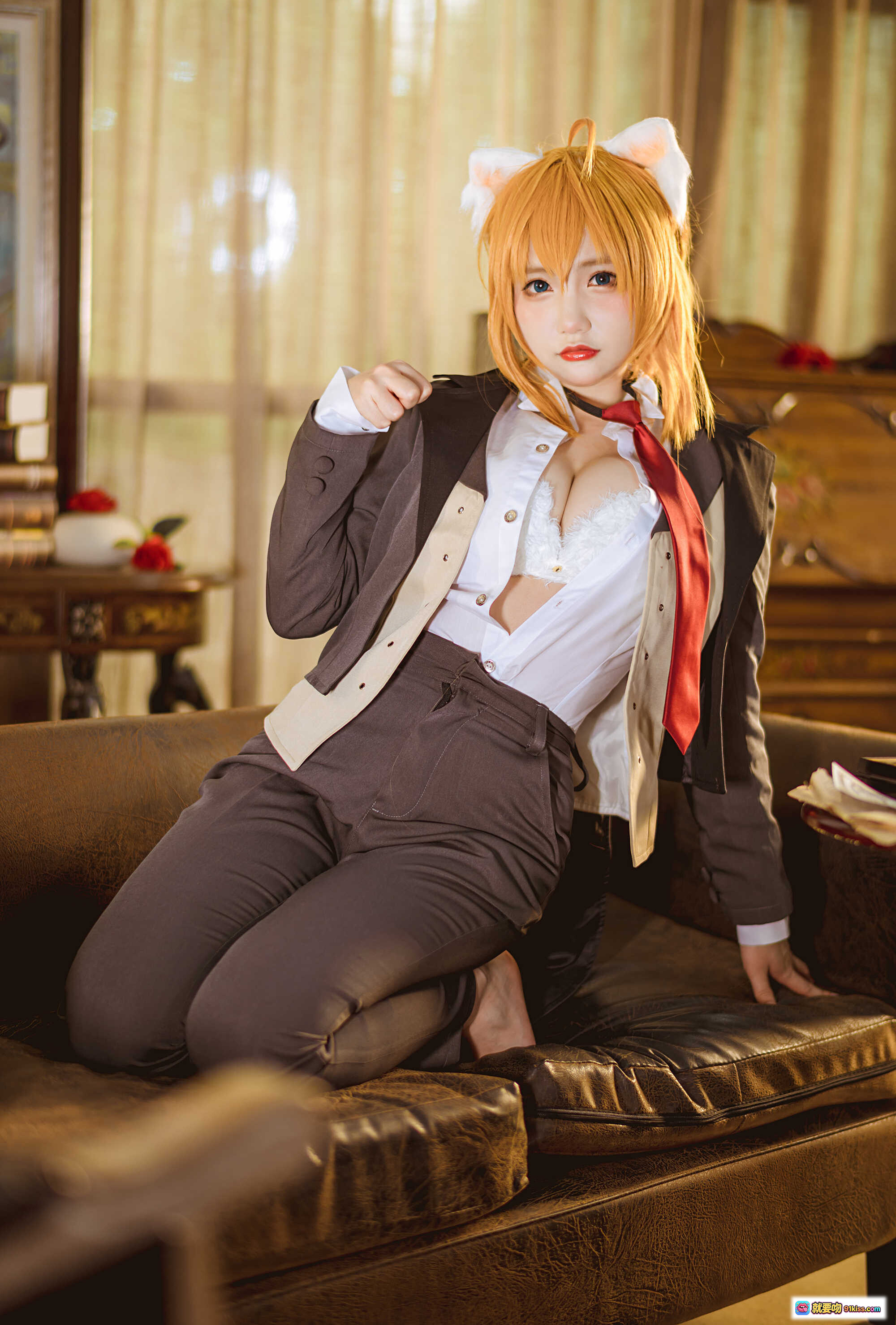 图片[2] - 近卫昂cosplay写真 | 橙发猫耳少女 | 校服制服造型 | 室内复古风拍摄 | 35P高清图集 - 就要吻