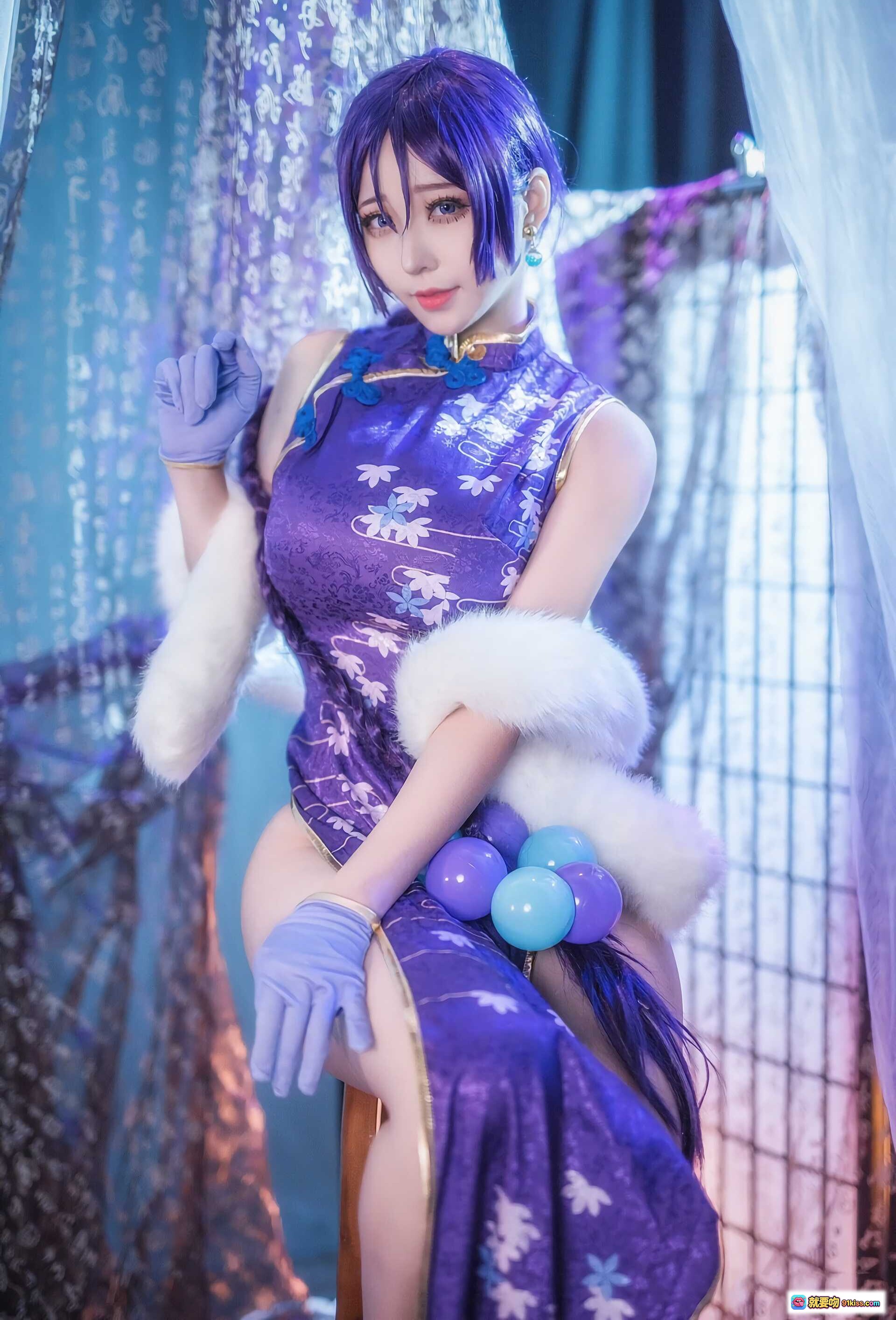 图片[3] - 菌烨tako NO.012 源赖光旗袍Cosplay 紫色和风刺绣旗袍 白毛绒装饰 蓝紫配色手套 优雅坐姿 19P高清写真 - 就要吻