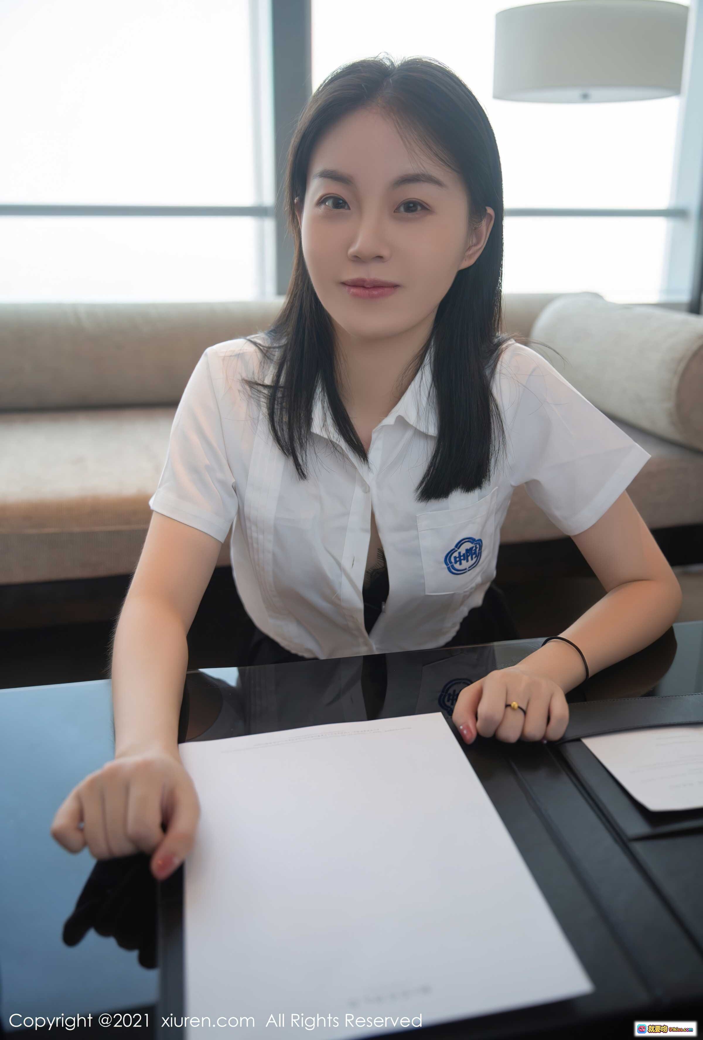 图片[8] - 手机聊天界面特写｜家教老师对话记录｜可爱猫咪表情包｜iOS键盘输入场景｜高清生活实拍图 - 就要吻